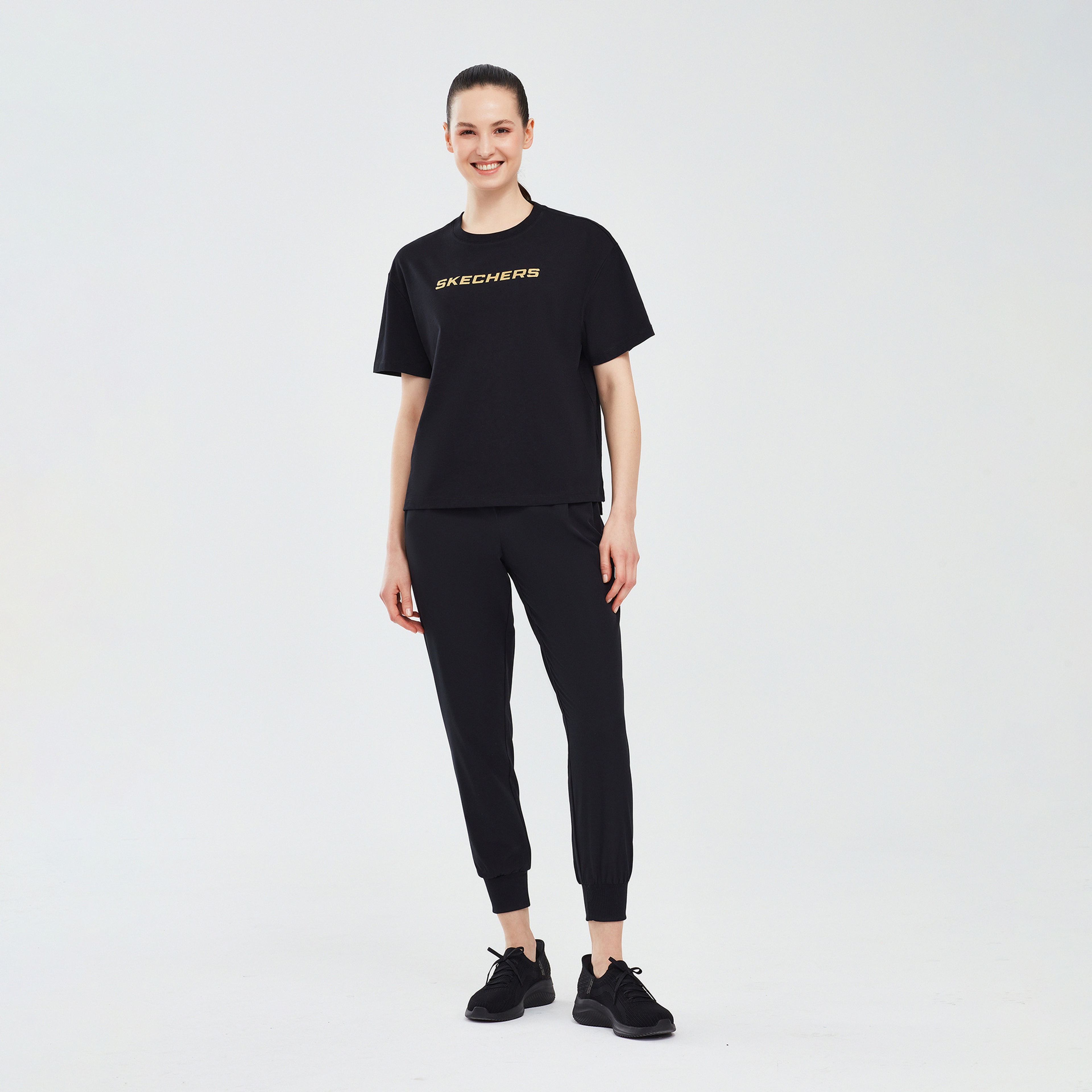 Skechers Graphic Kadın Siyah Günlük T-Shirt