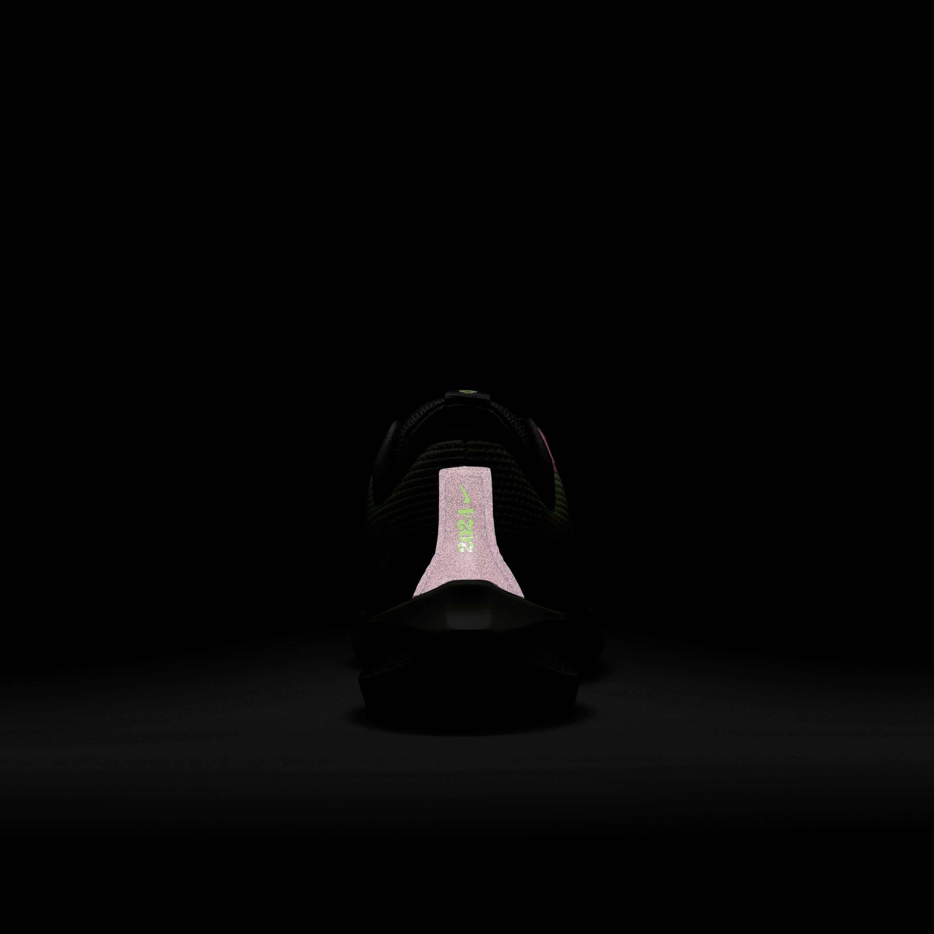 Nike Pegasus 40 Premium Erkek Sarı Koşu Ayakkabısı