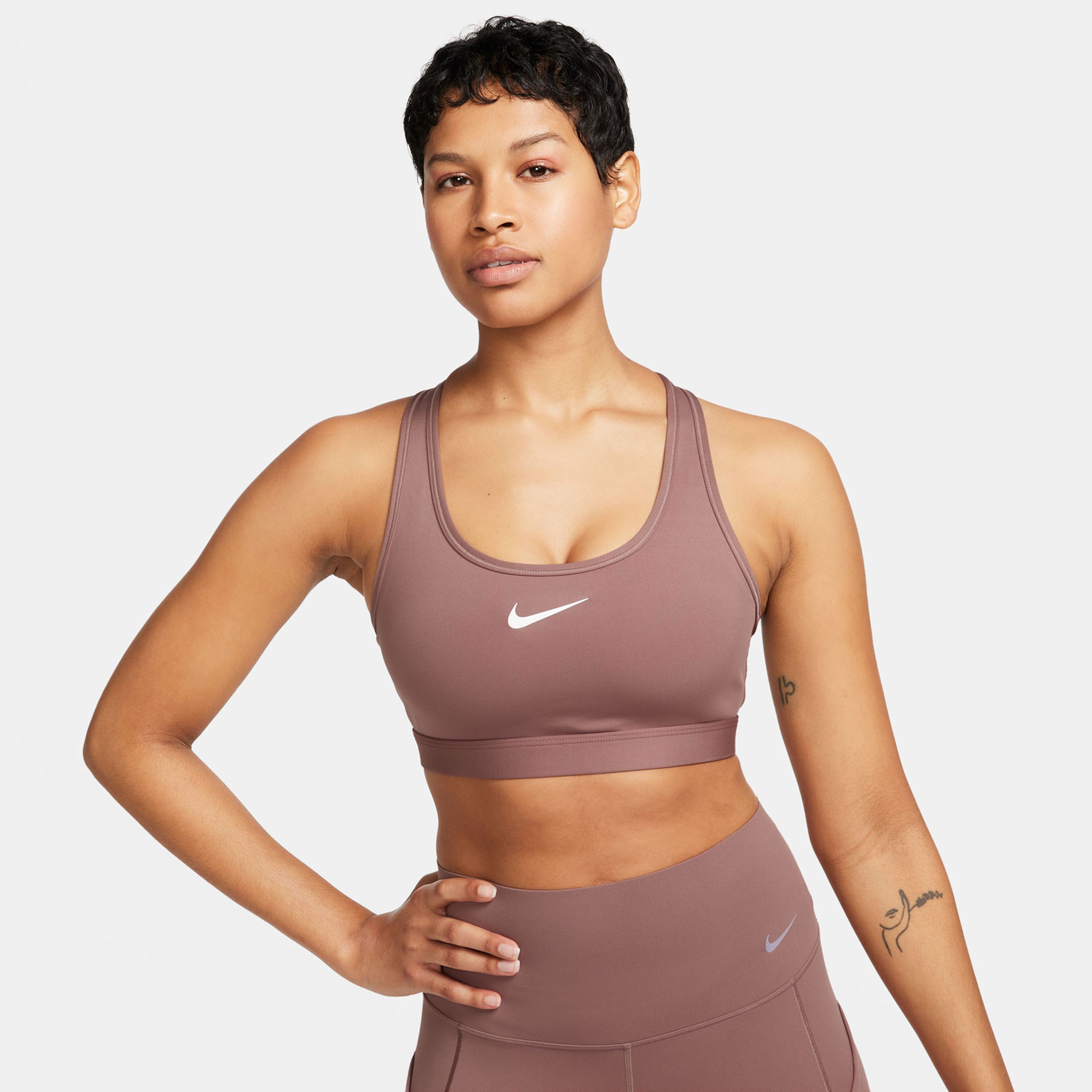 Nike Swoosh Medium Support Kadın Mor Antrenman Bra