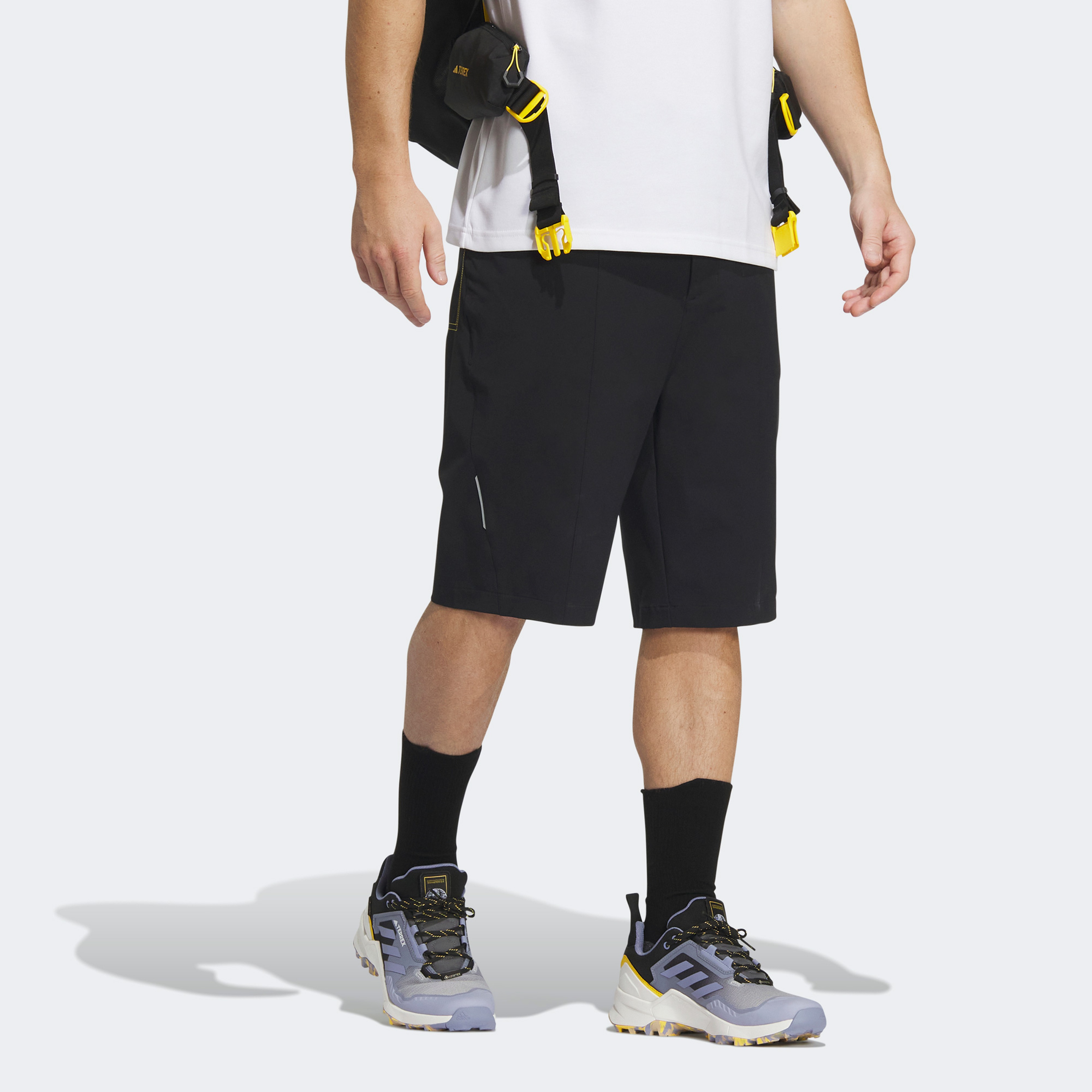 adidas National Geographic Erkek Siyah Şort