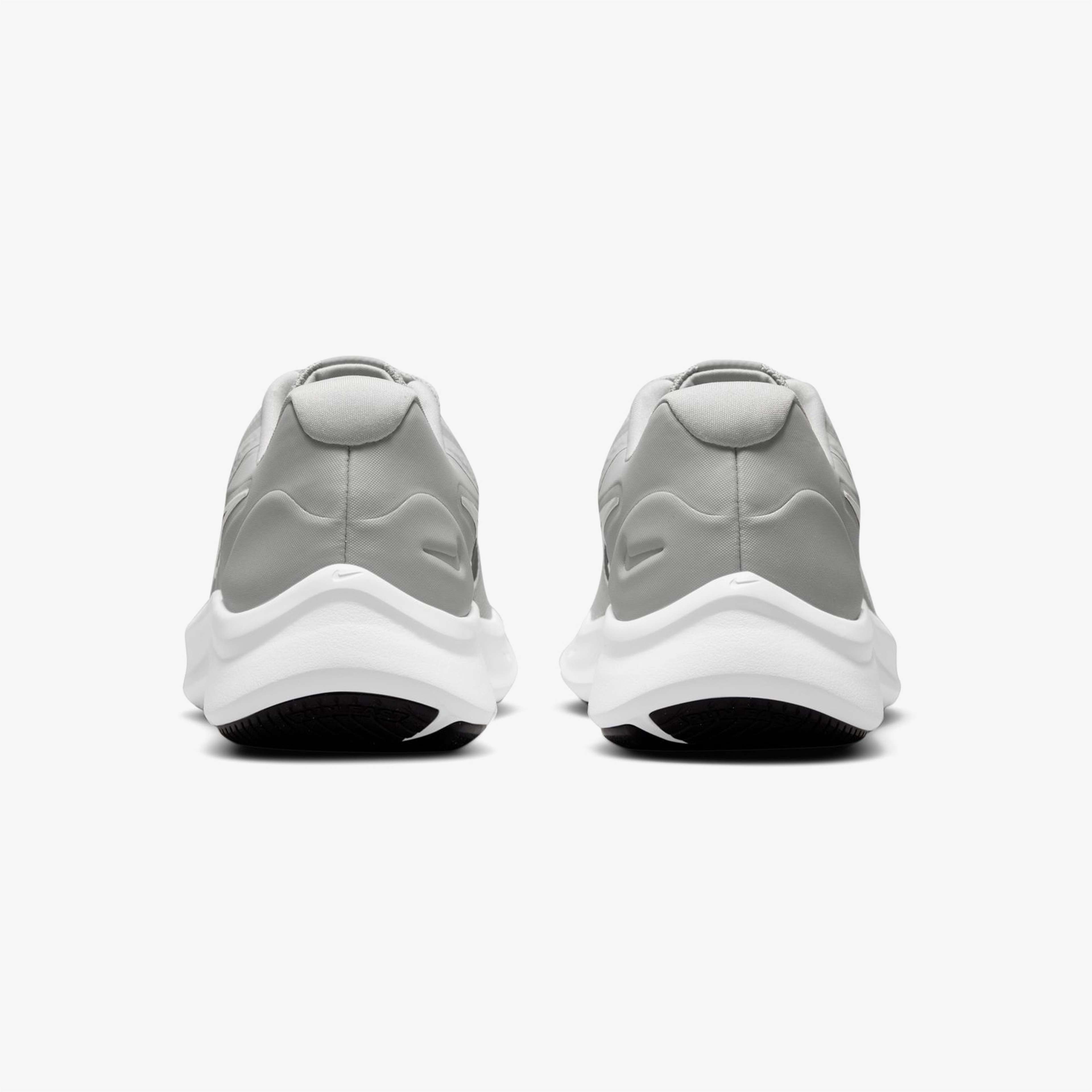 Nike Star Runner 3 Kadın Gri Koşu Ayakkabısı