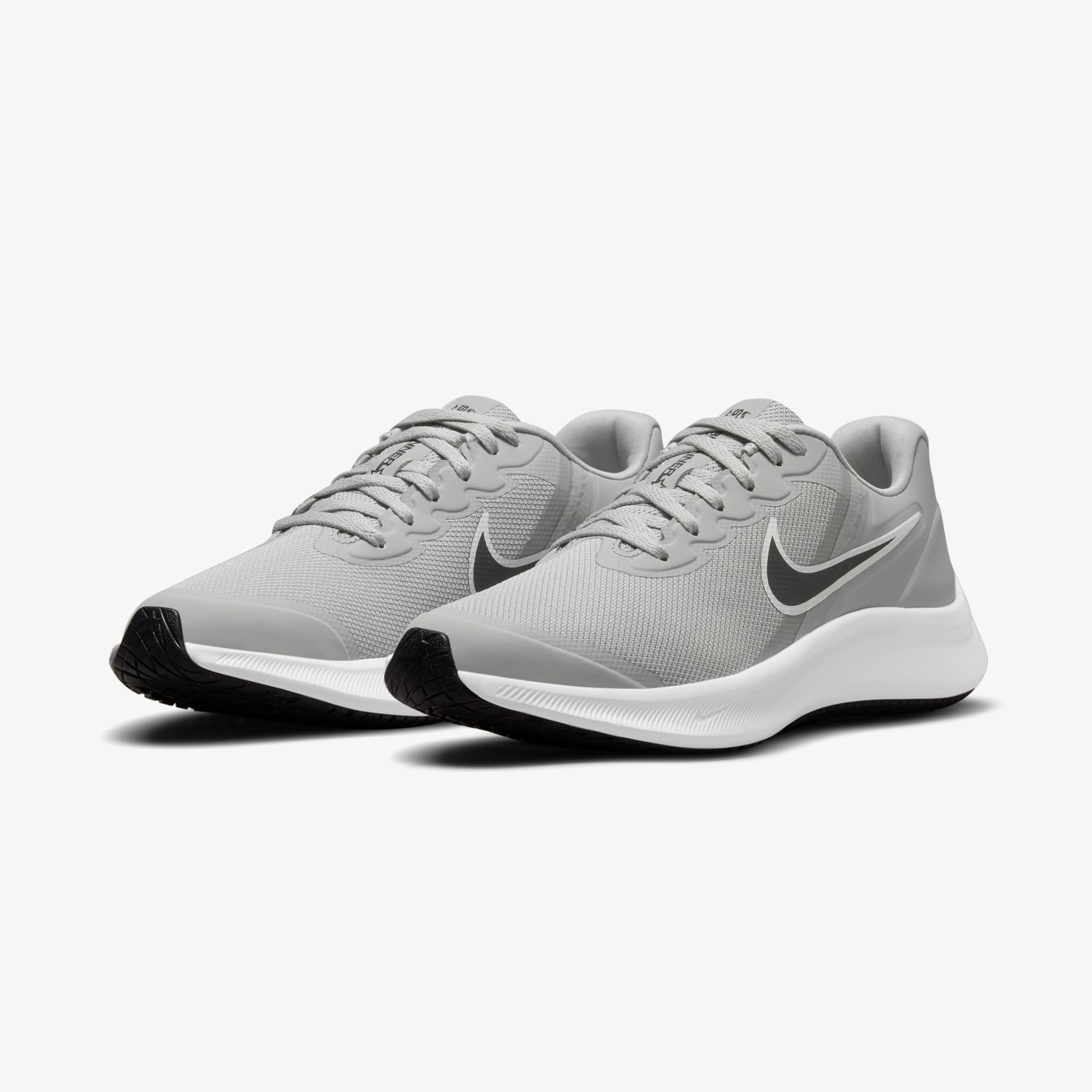 Nike Star Runner 3 Kadın Gri Koşu Ayakkabısı
