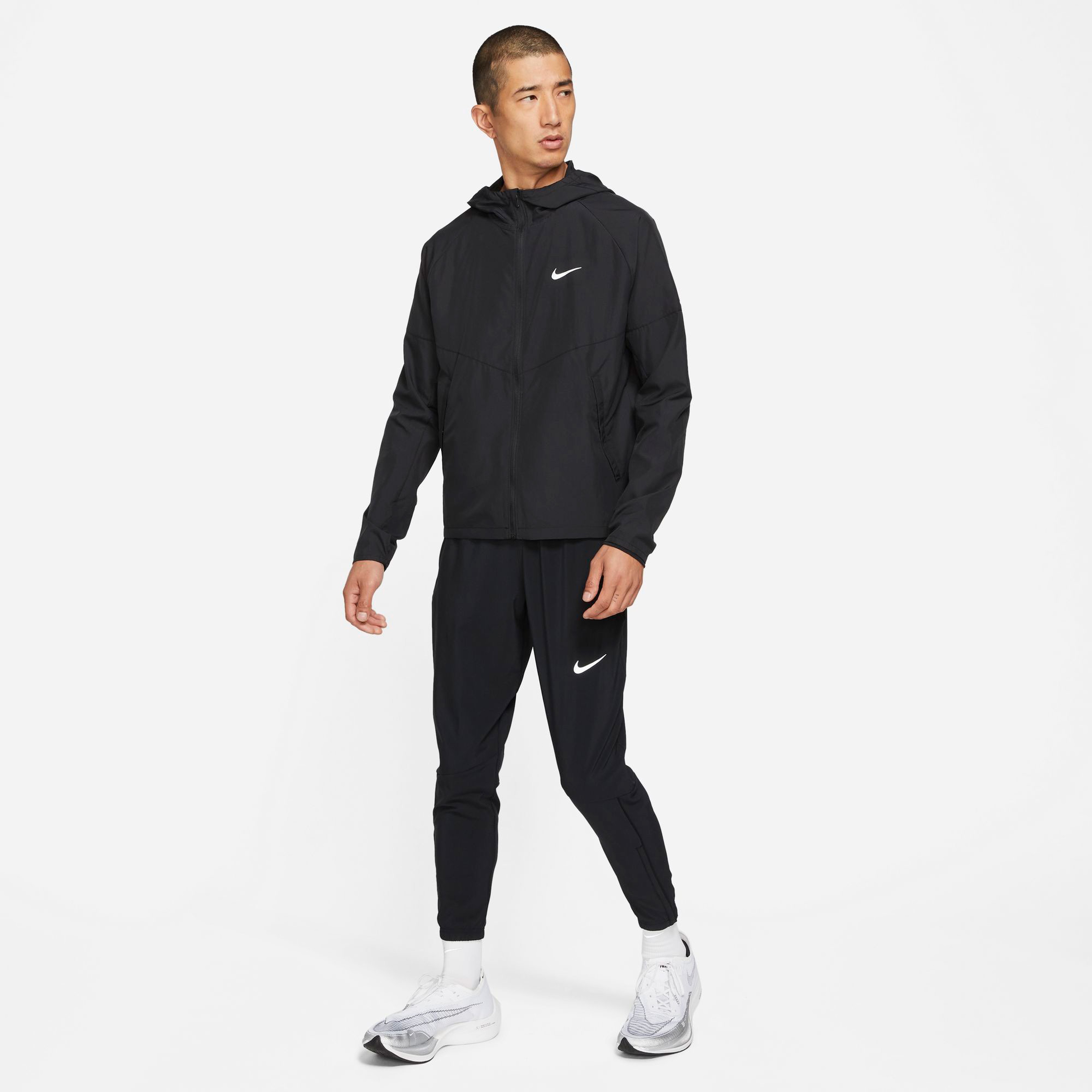 Nike Miler Erkek Siyah Koşu Ceketi