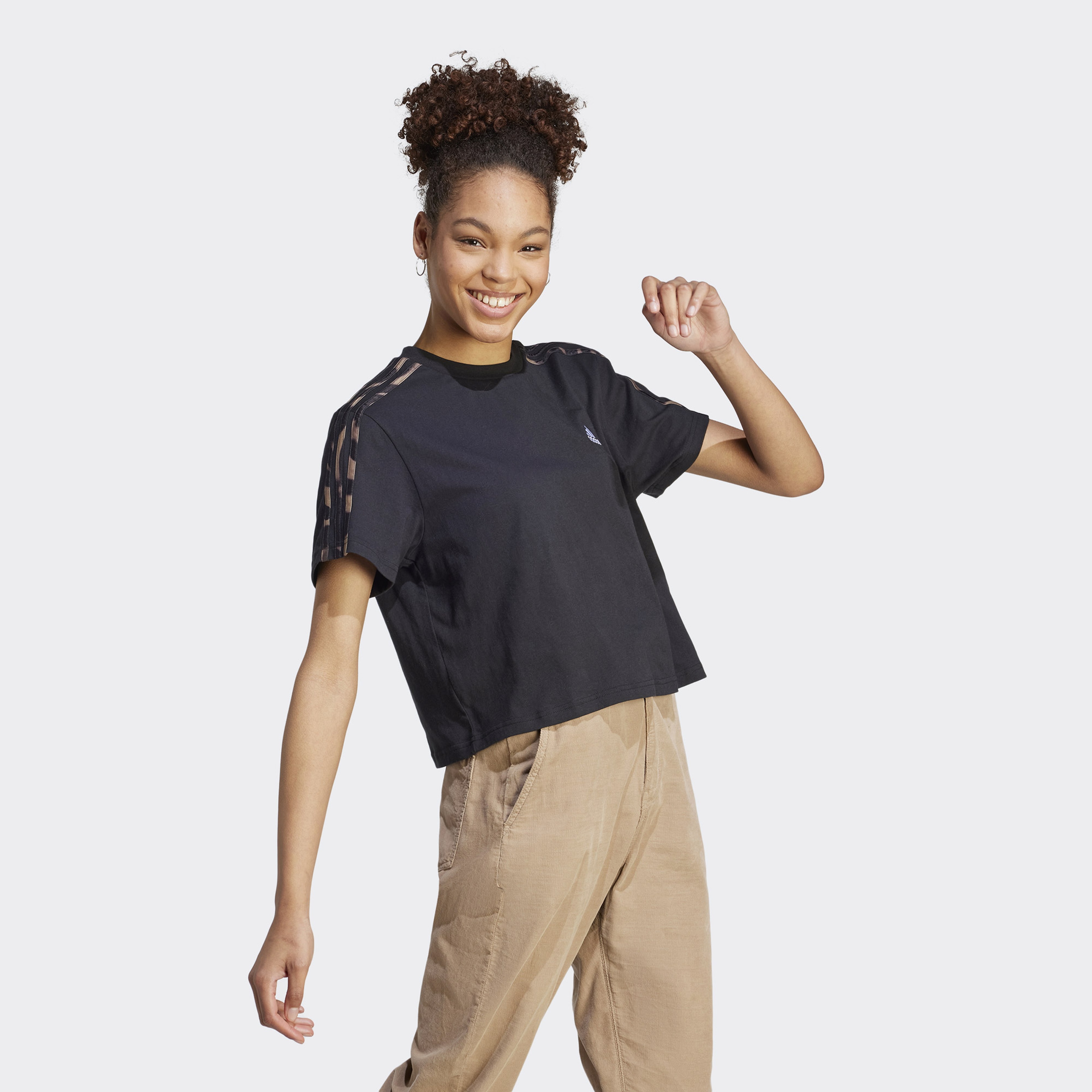 adidas Vibrant Print 3-Stripes Cotton Crop Kadın Siyah Günlük T-Shirt
