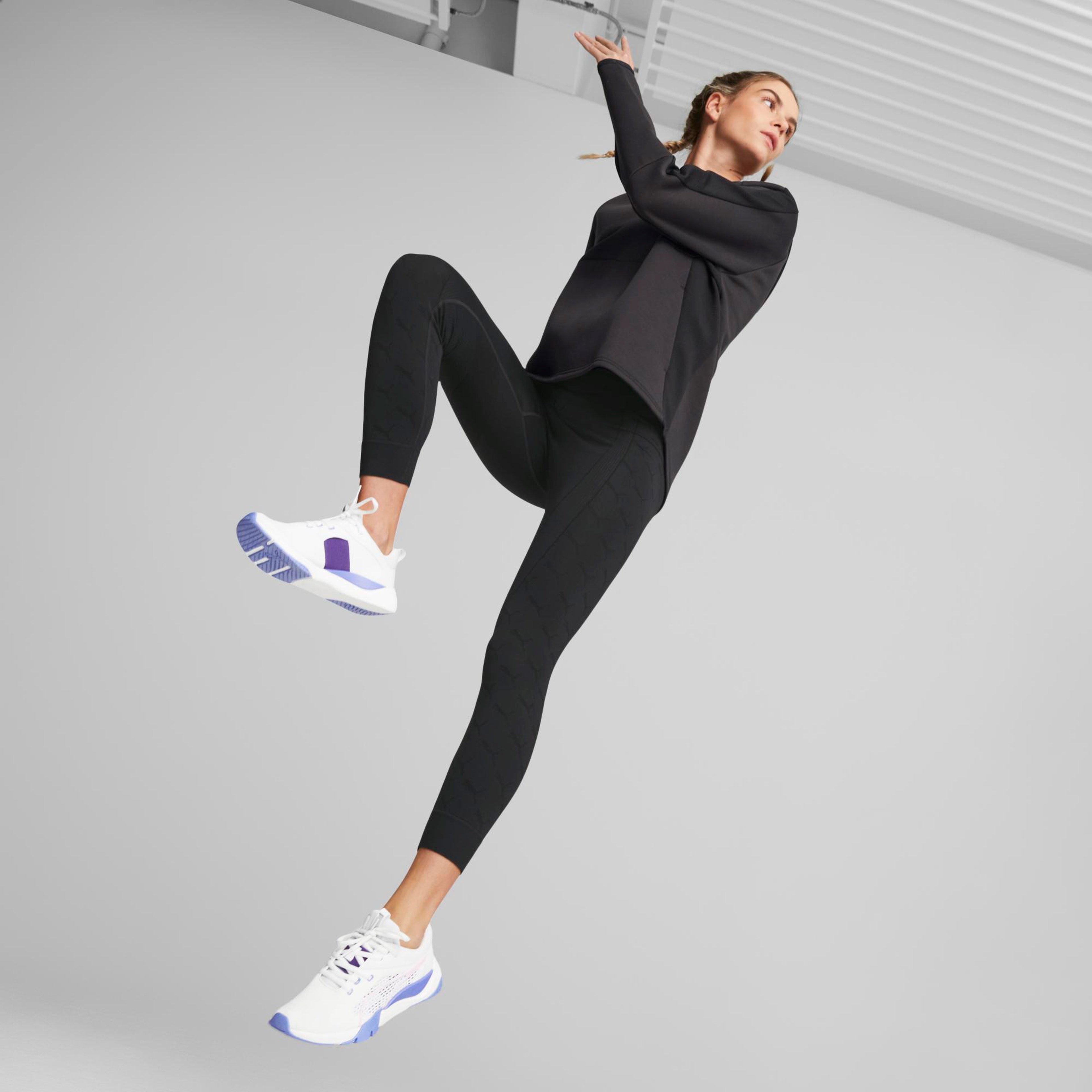 Puma Evostripe Kadın Siyah Günlük Sweatshirt