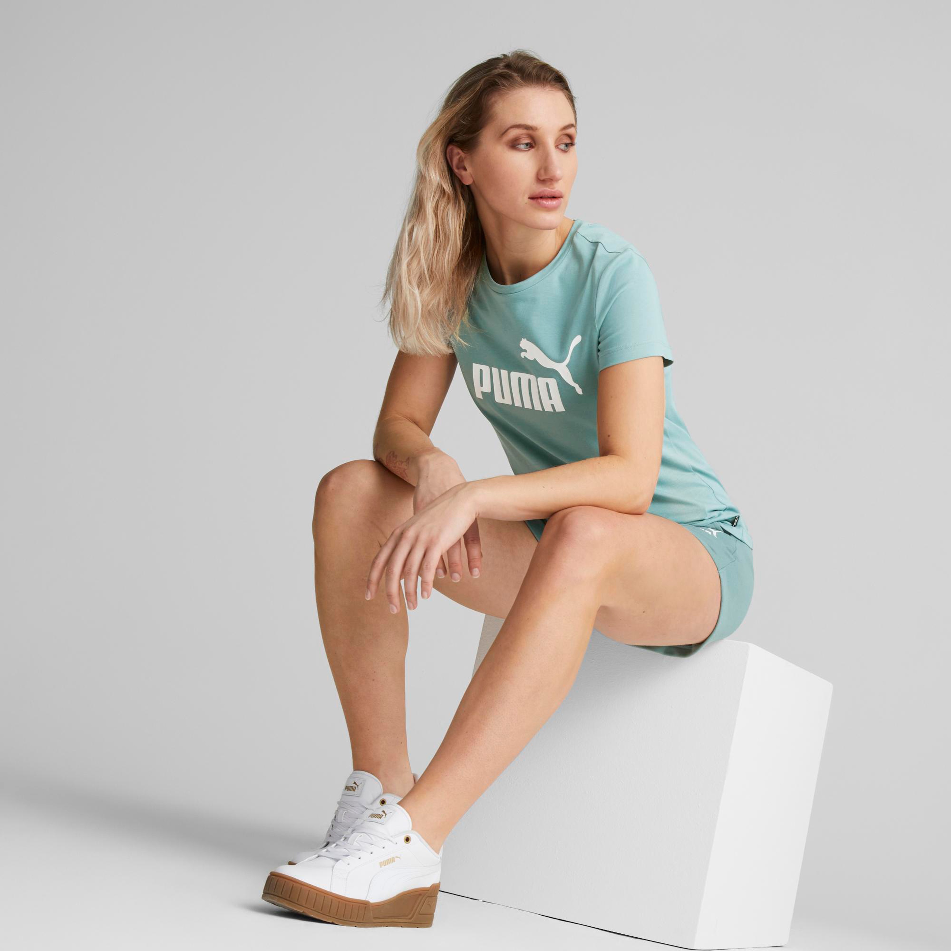 Puma Ess Logo Adriatic Kadın Yeşil Günlük T-Shirt