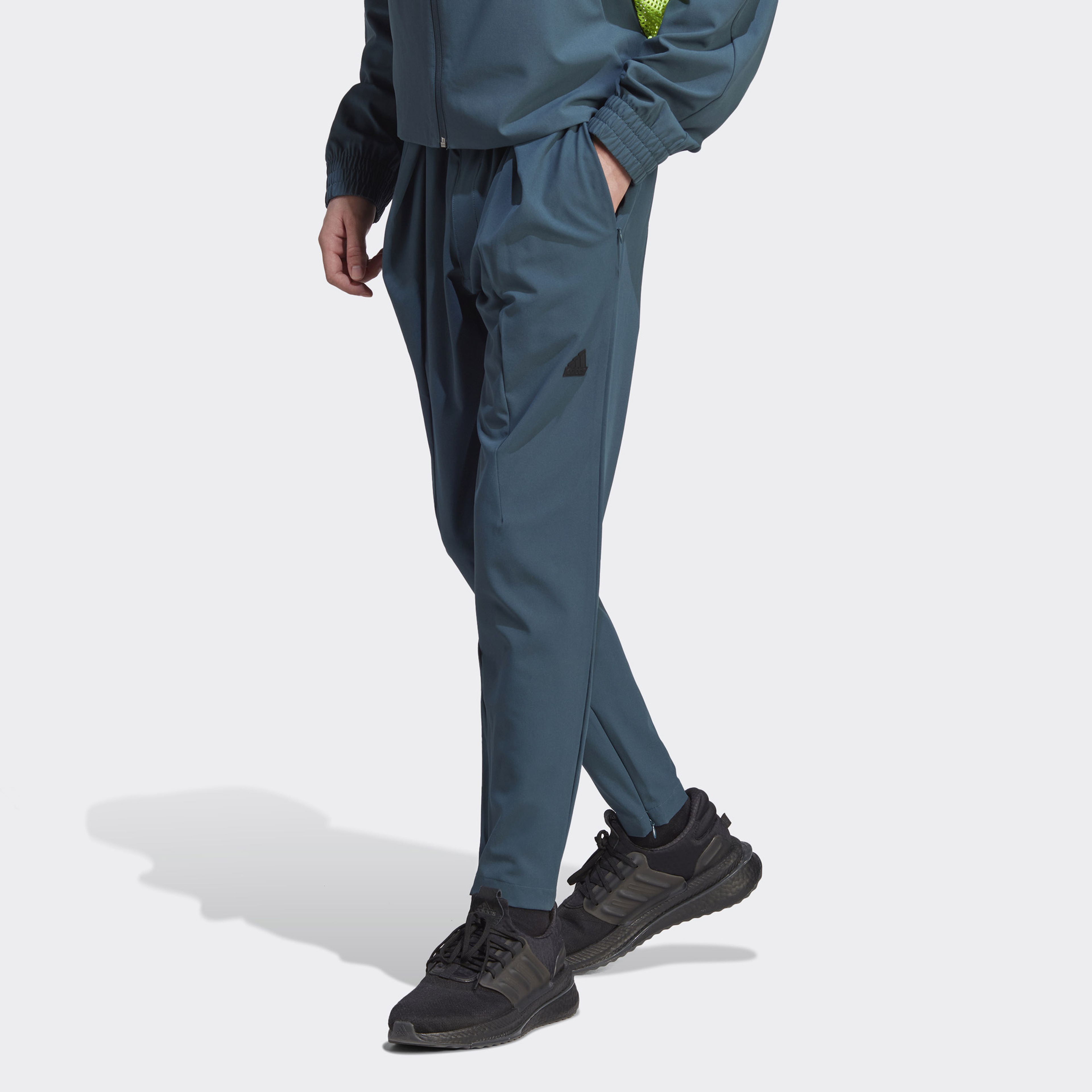 adidas City Escape Erkek Mavi Günlük Eşofman Altı