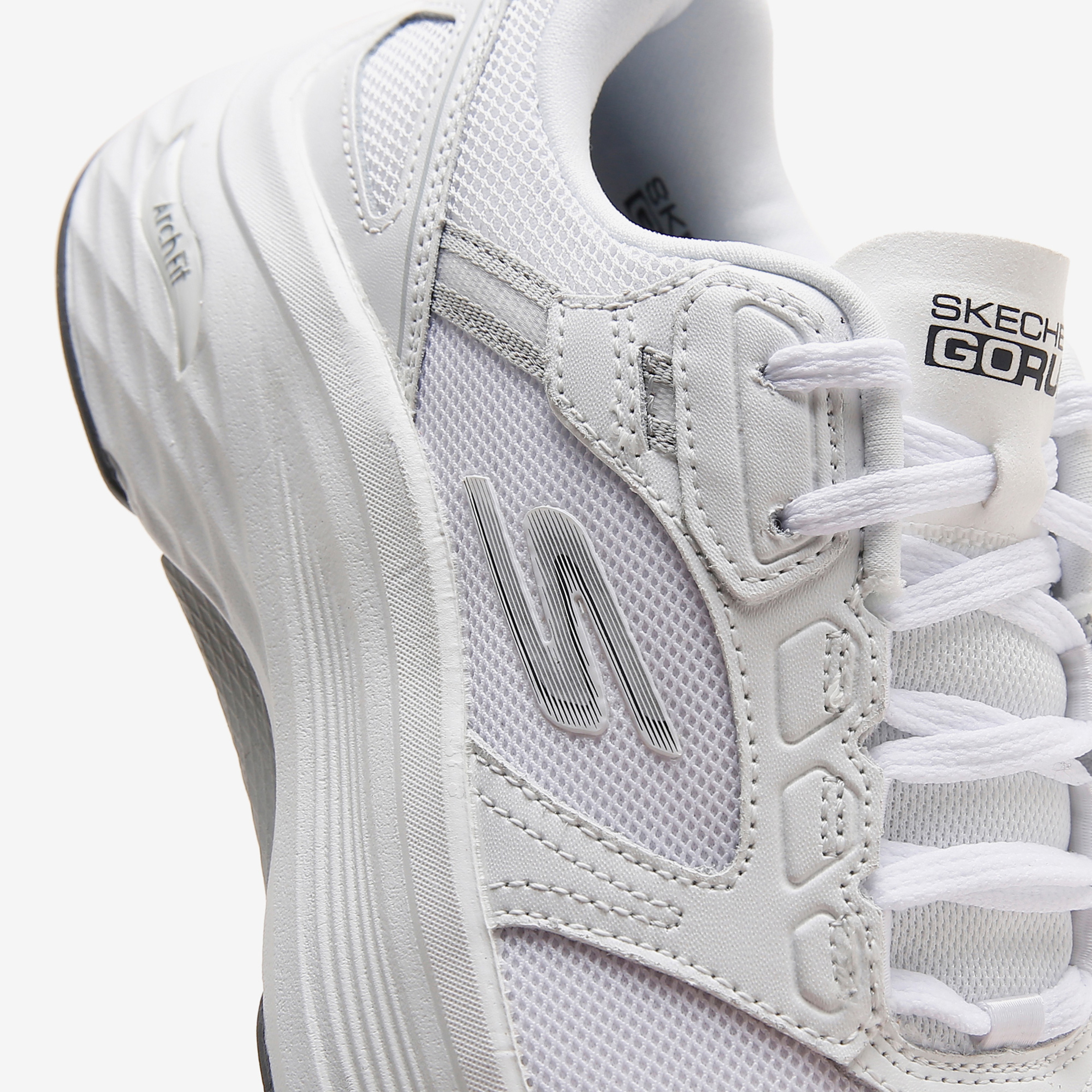 Skechers Max Cushıonıng Arch Fit-Fast Kadın Beyaz Günlük Spor Ayakkabı