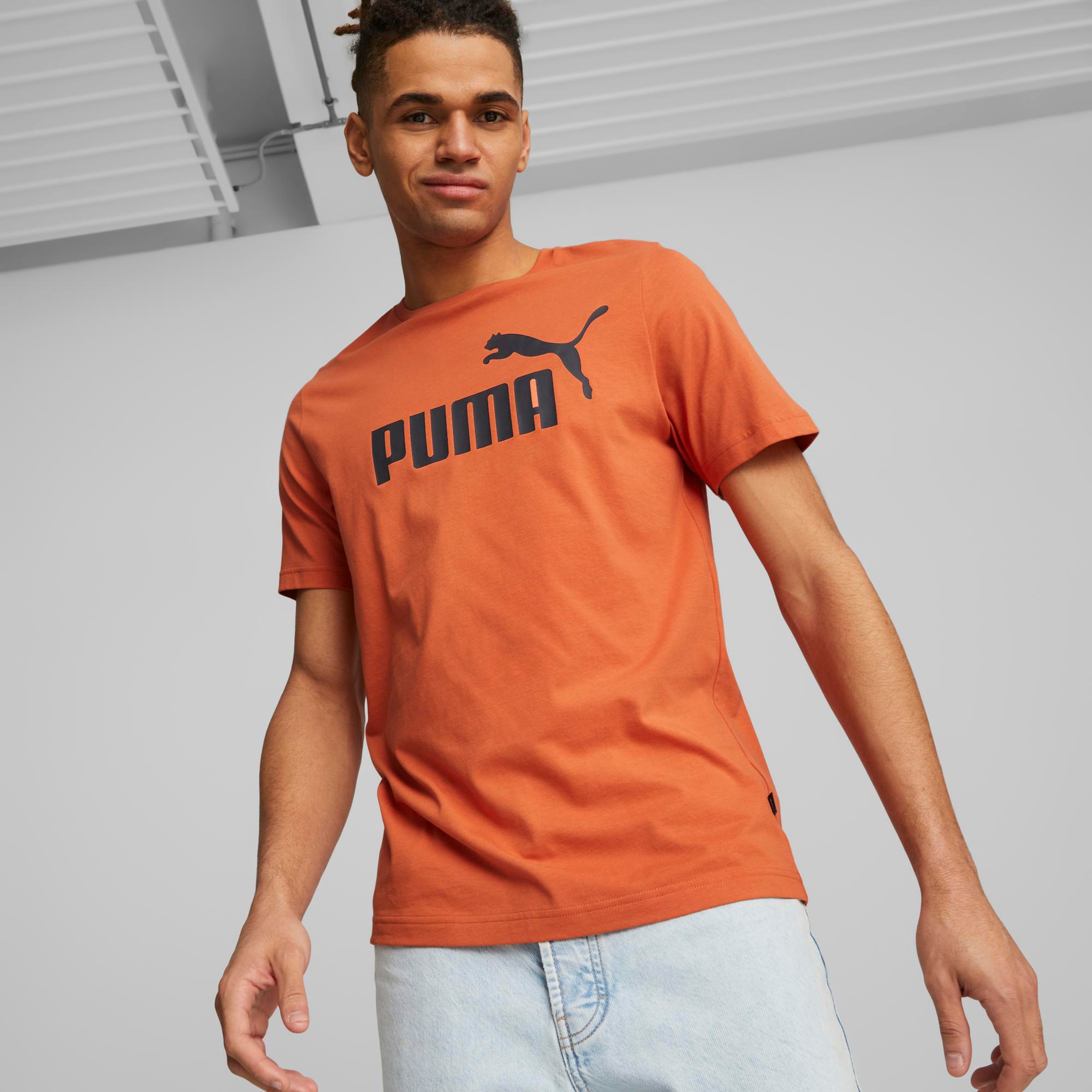 Puma Essential Logo Erkek Turuncu Günlük T-Shirt