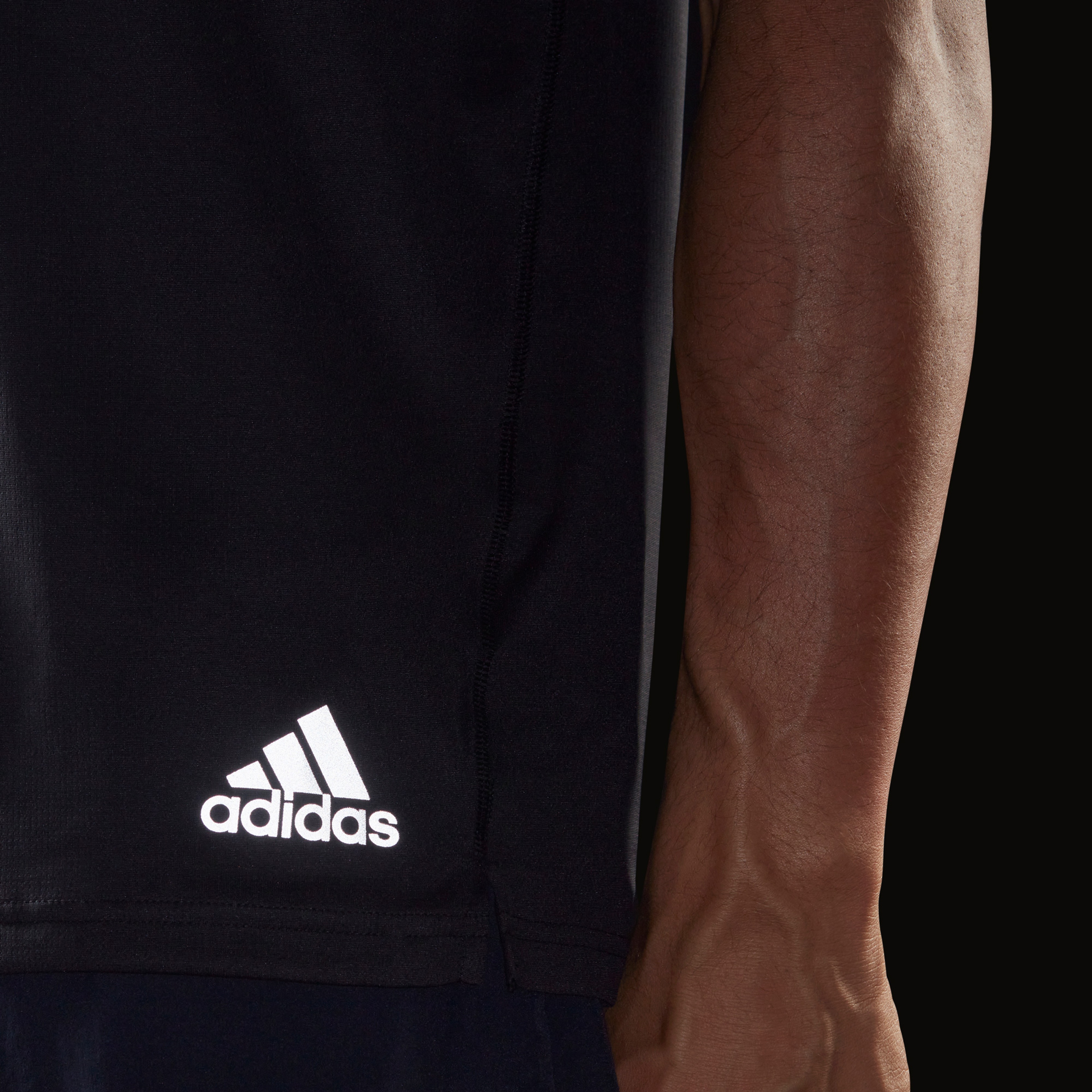 adidas Run It Erkek Siyah Koşu T-Shirt