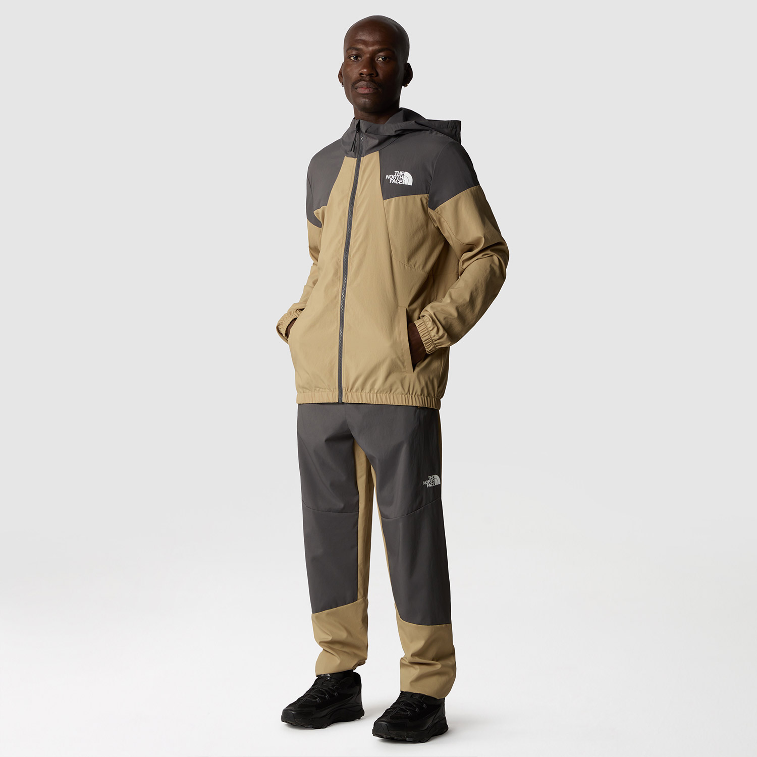 The North Face Mountain Athletics Wind Hooded Erkek Kahverengi The North Face Mountain Athletics Wind Hooded Erkek Kahverengi