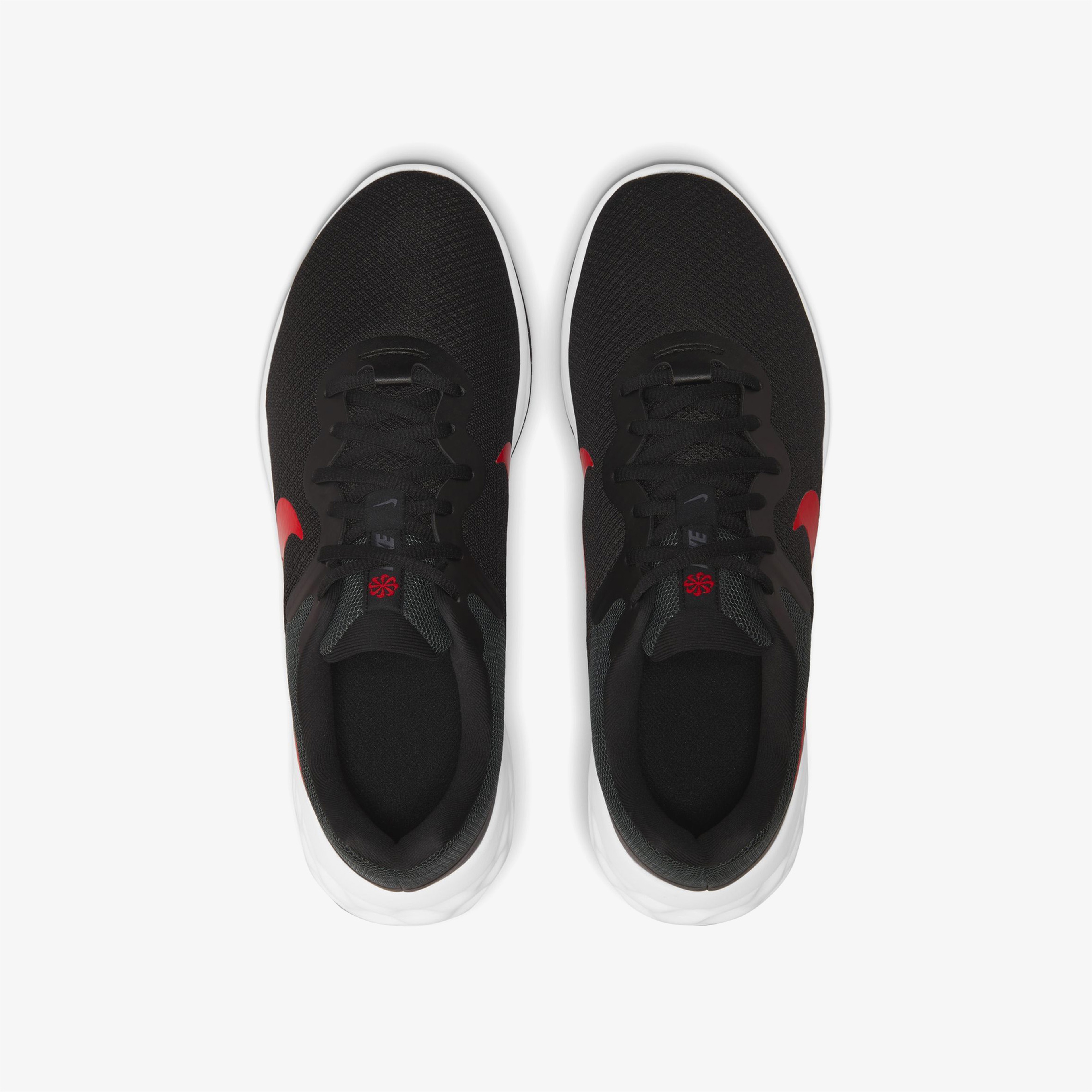 Nike Revolution 6 Erkek Siyah Koşu Ayakkabısı