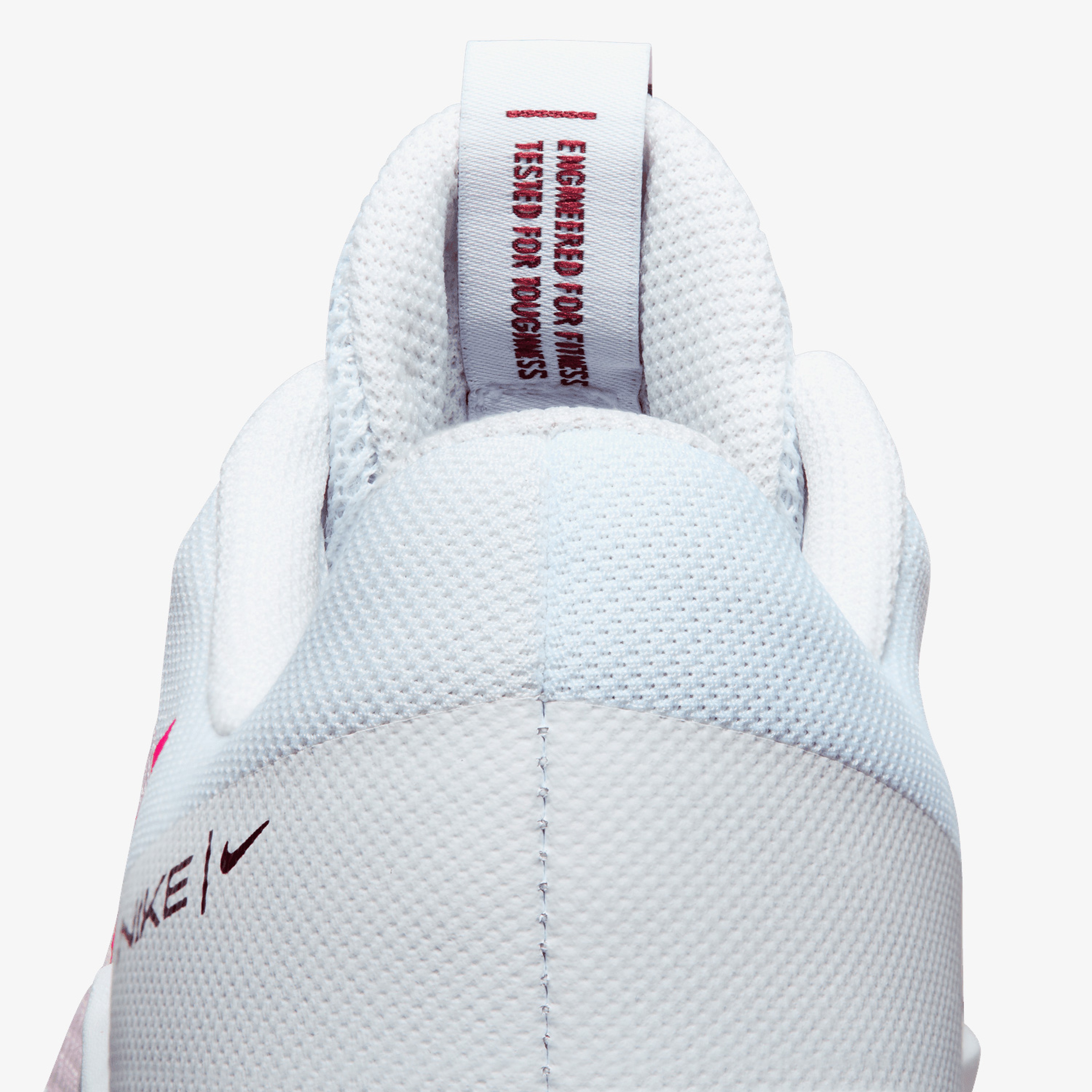 Nike Mc Trainer 2 Kadın Beyaz Antrenman Ayakkabısı