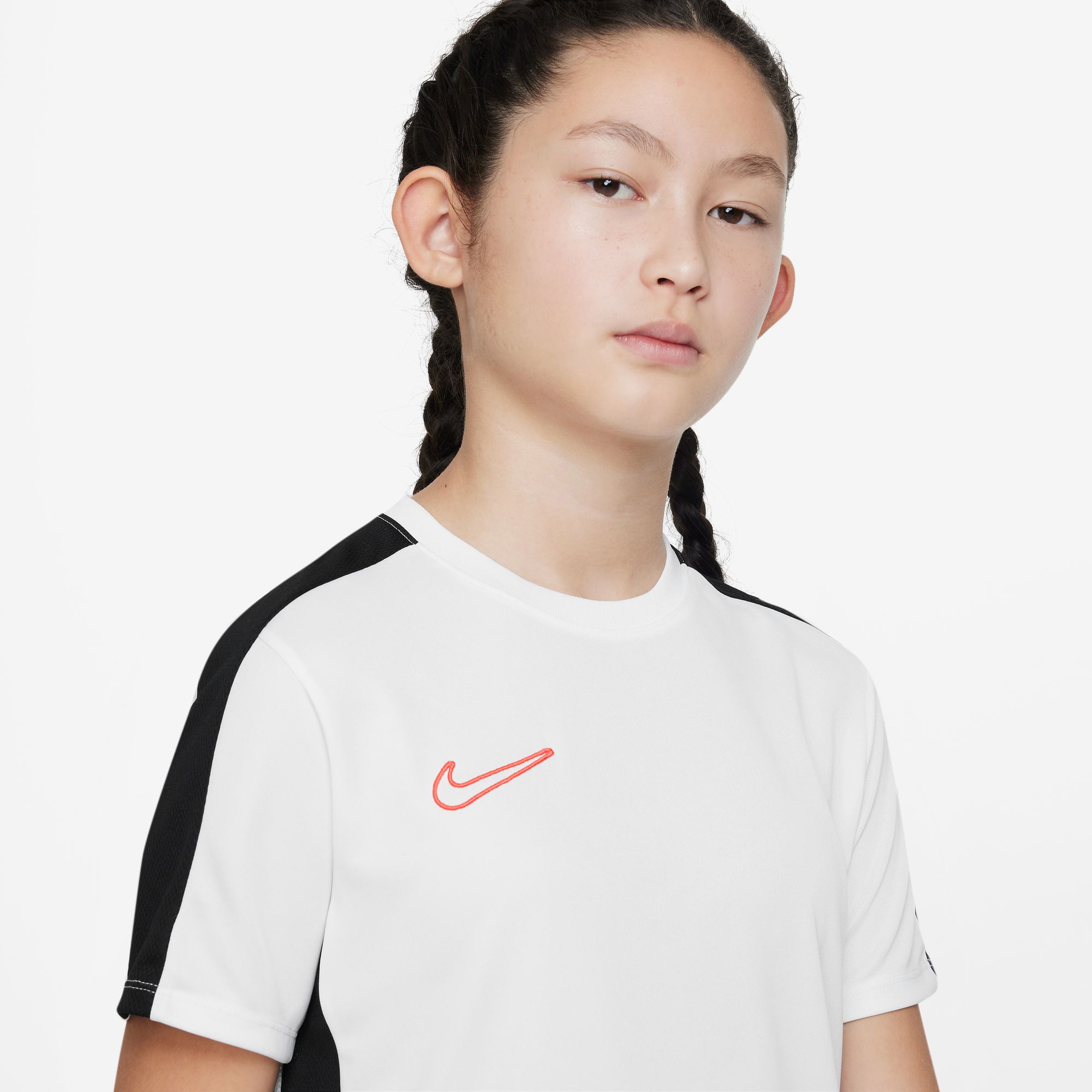 Nike Dri-Fit Academy23 Çocuk Beyaz Antrenman T-Shirt