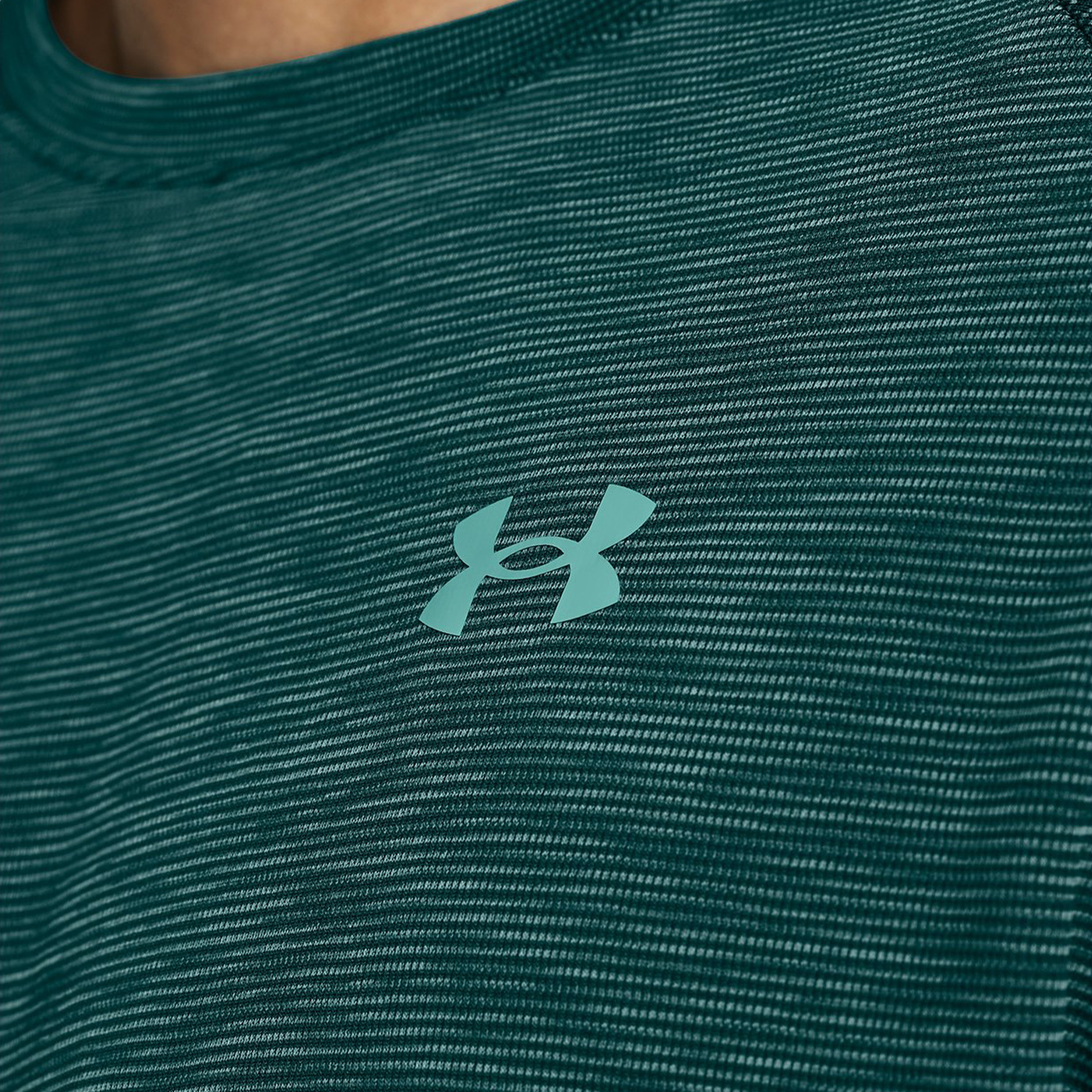 Under Armour Tech Textured Erkek Yeşil Antrenman T-Shirt