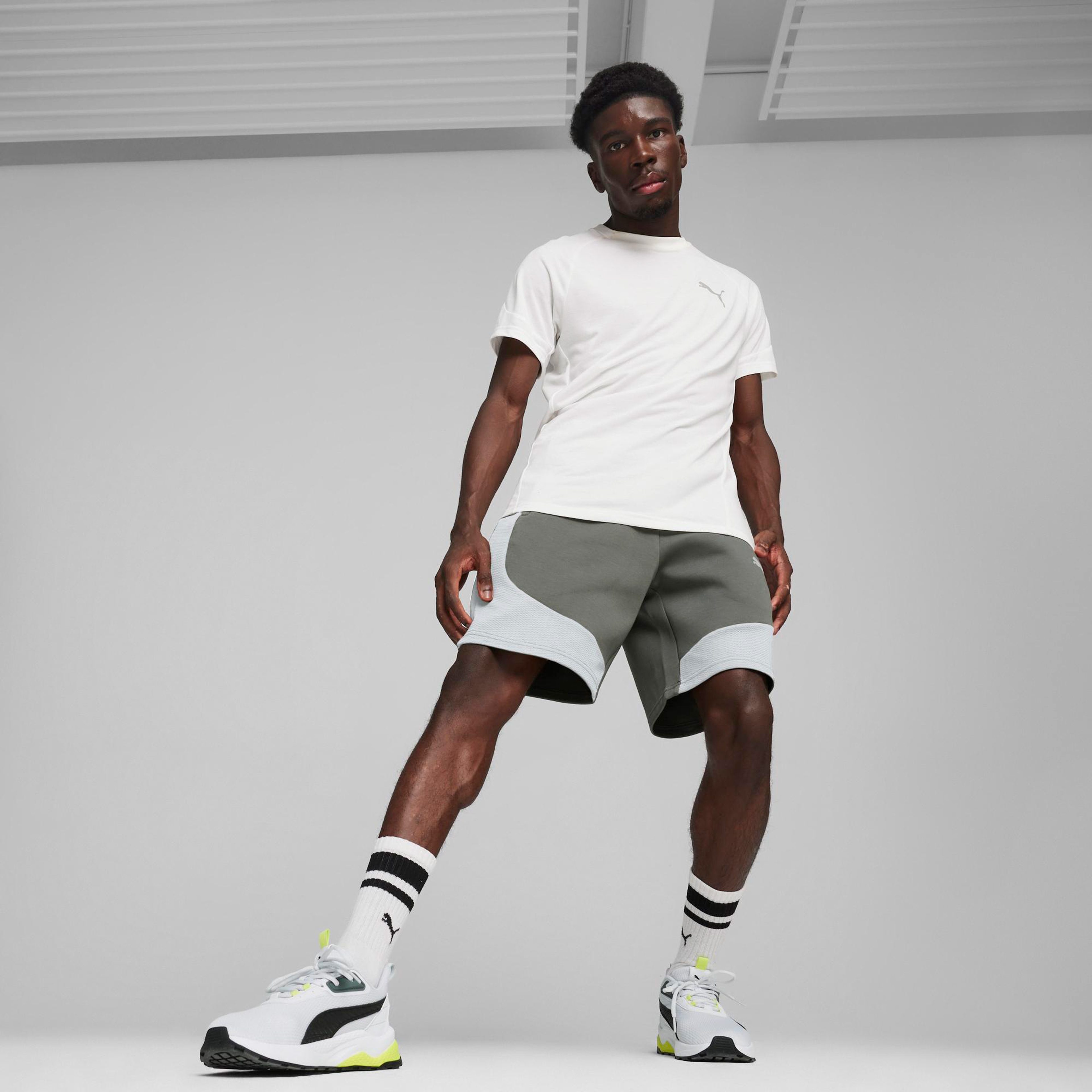 Puma Evostripe Erkek Gri Şort