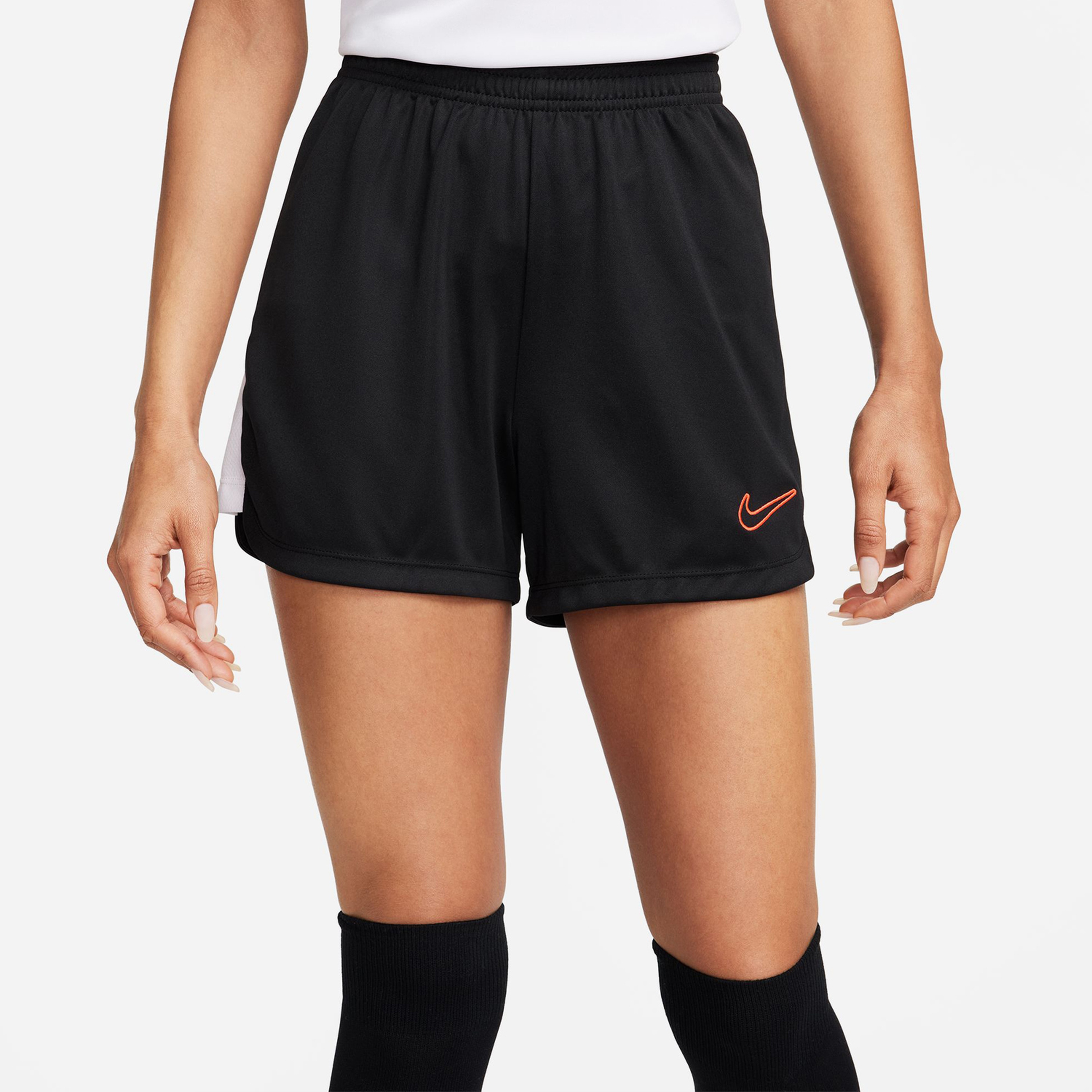 Nike Dri-Fit Academy 23 Kadın Siyah Futbol Şortu