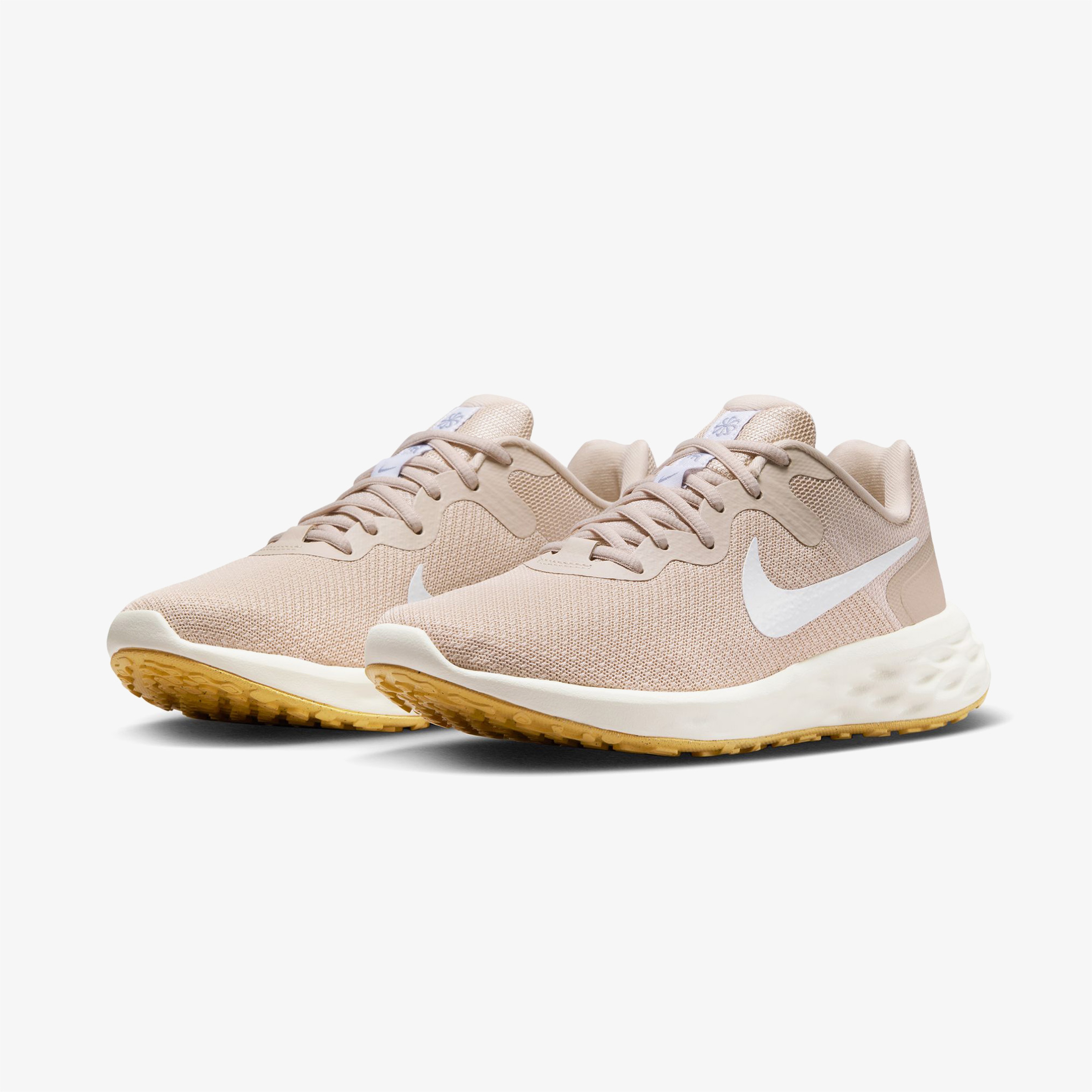 Nike Revolution 6 Nn Kadın Bej Koşu Ayakkabısı