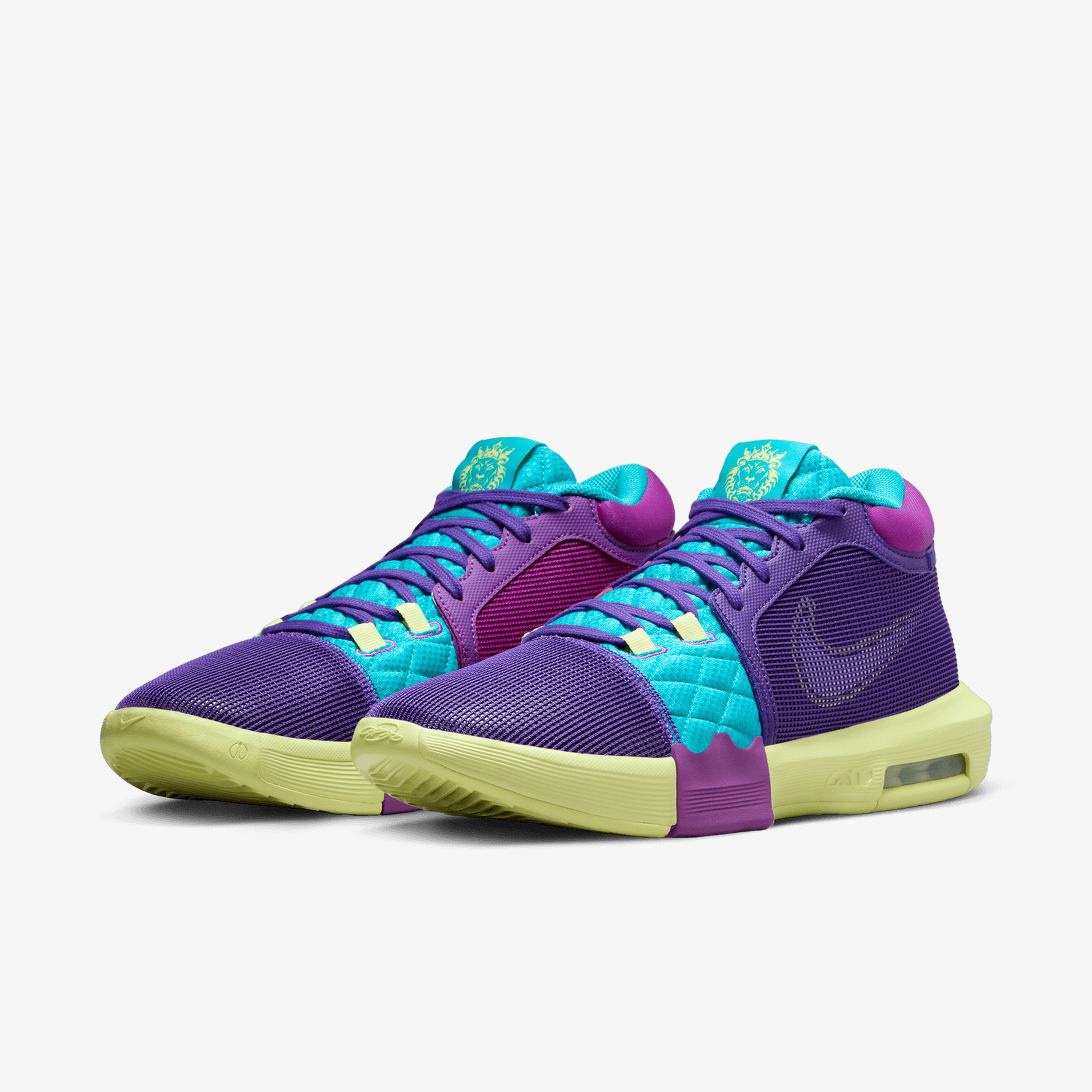 Nike Lebron Witness VIII Erkek Mor Basketbol Ayakkabısı