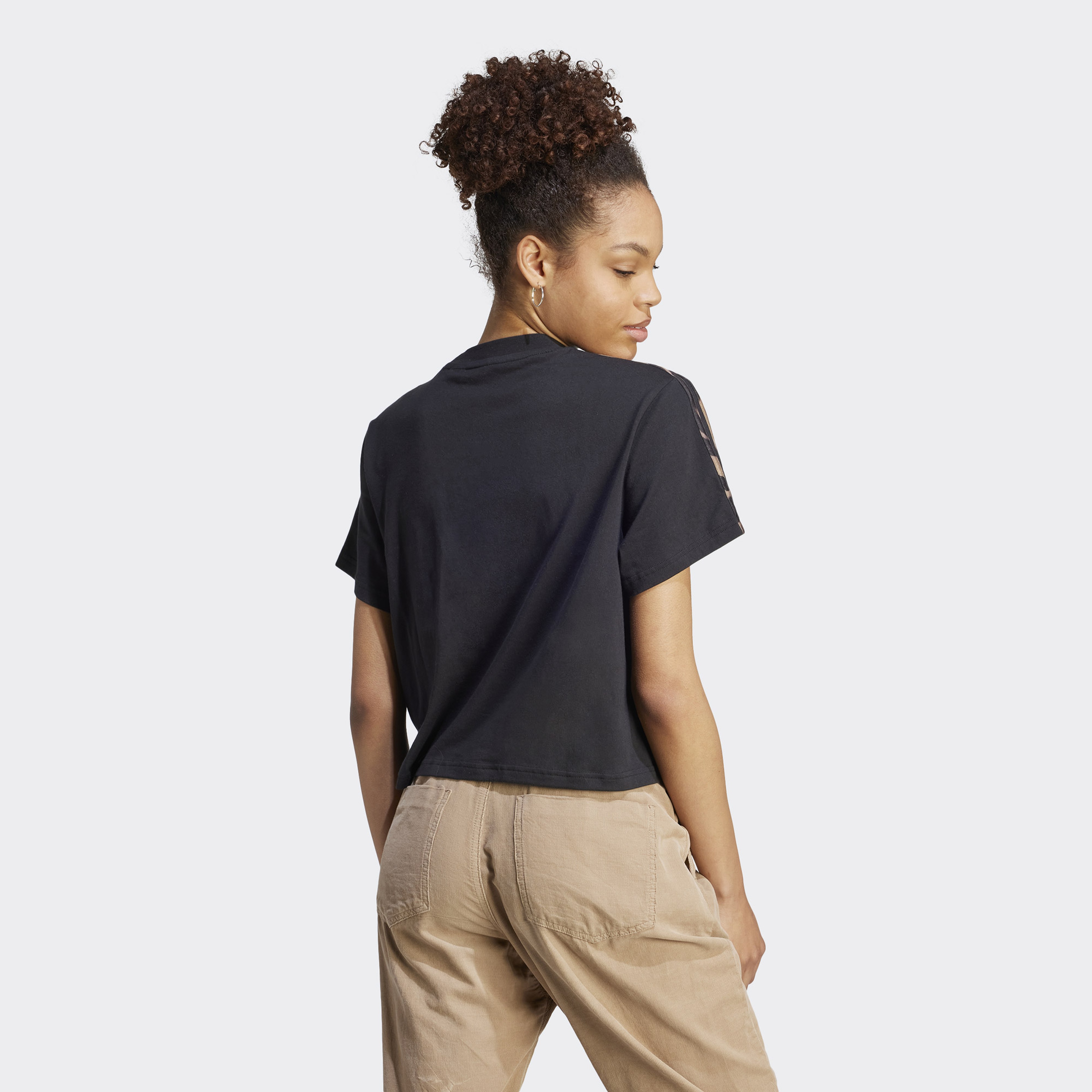 adidas Vibrant Print 3-Stripes Cotton Crop Kadın Siyah Günlük T-Shirt