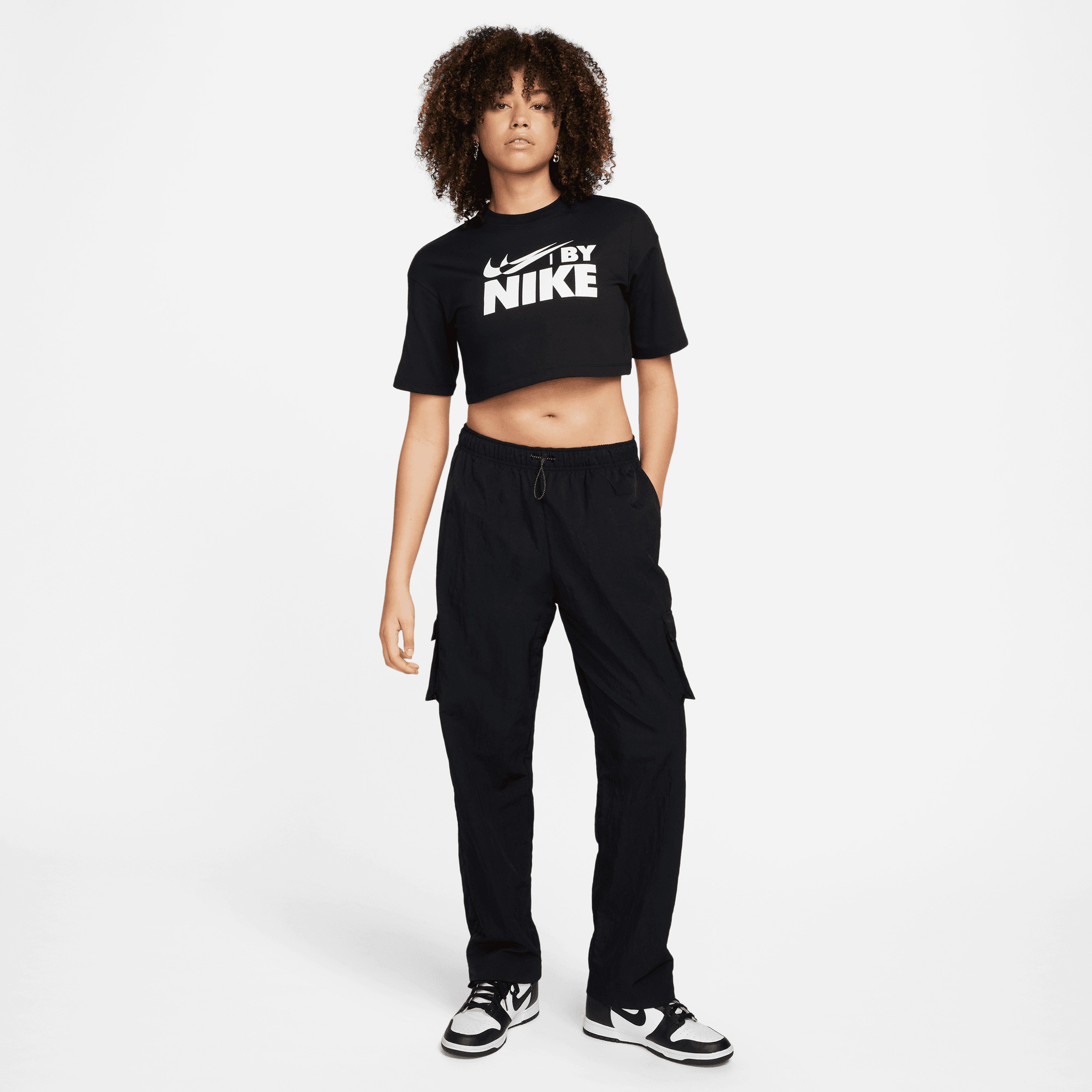 Nike Sportswear Kadın Siyah Crop T-Shirt