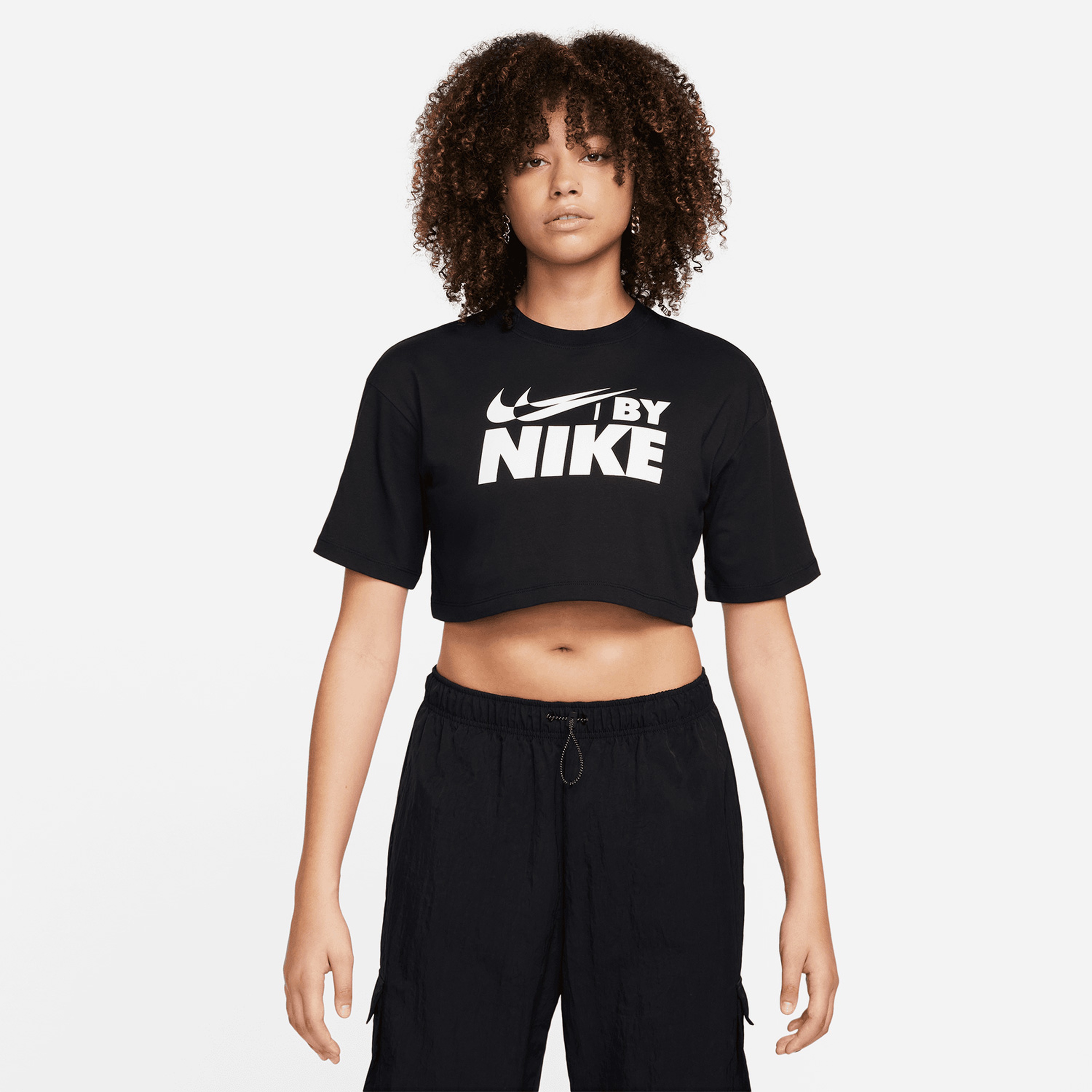Nike Sportswear Kadın Siyah Crop T-Shirt