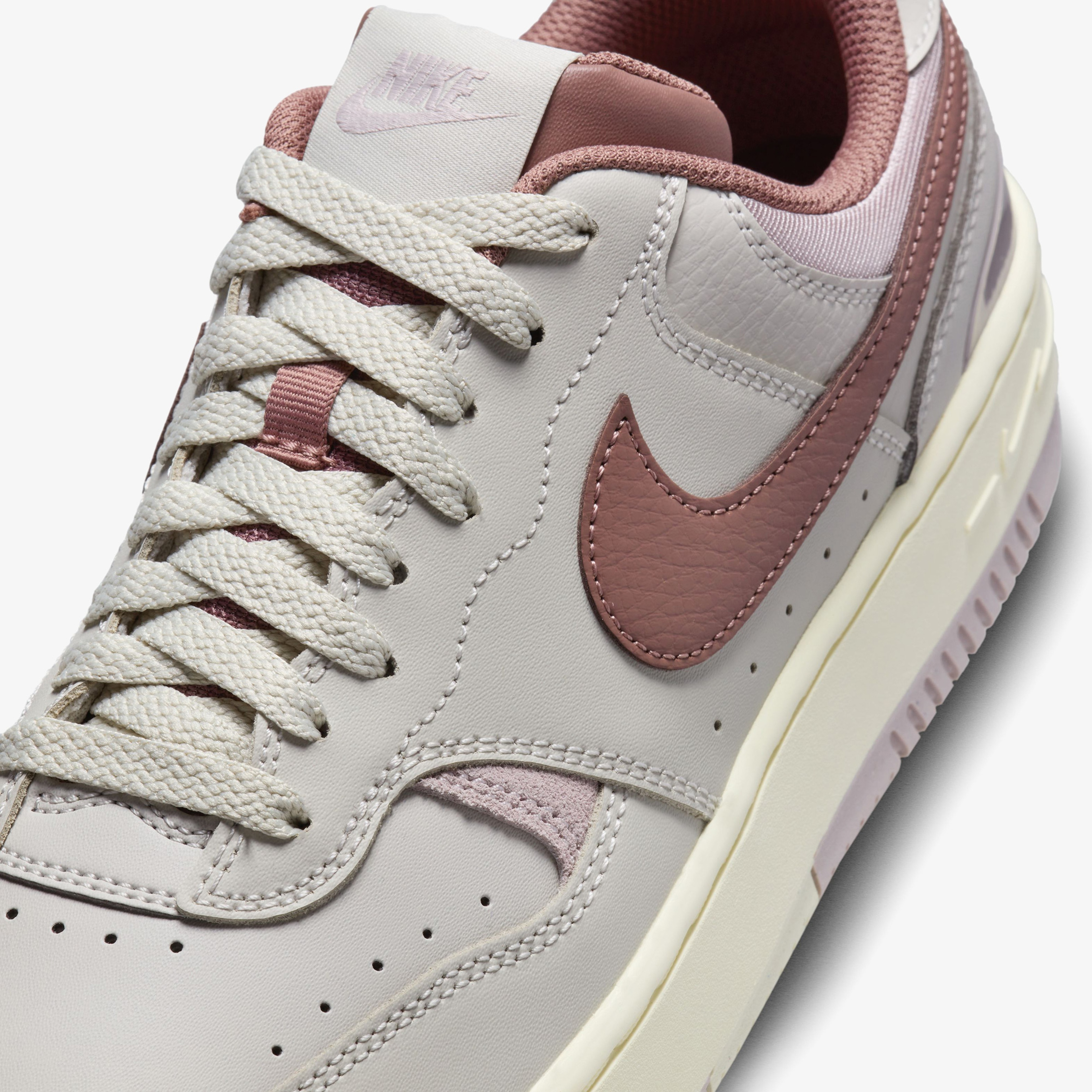 Nike Gamma Force Sportswear Kadın Krem Spor Ayakkabı