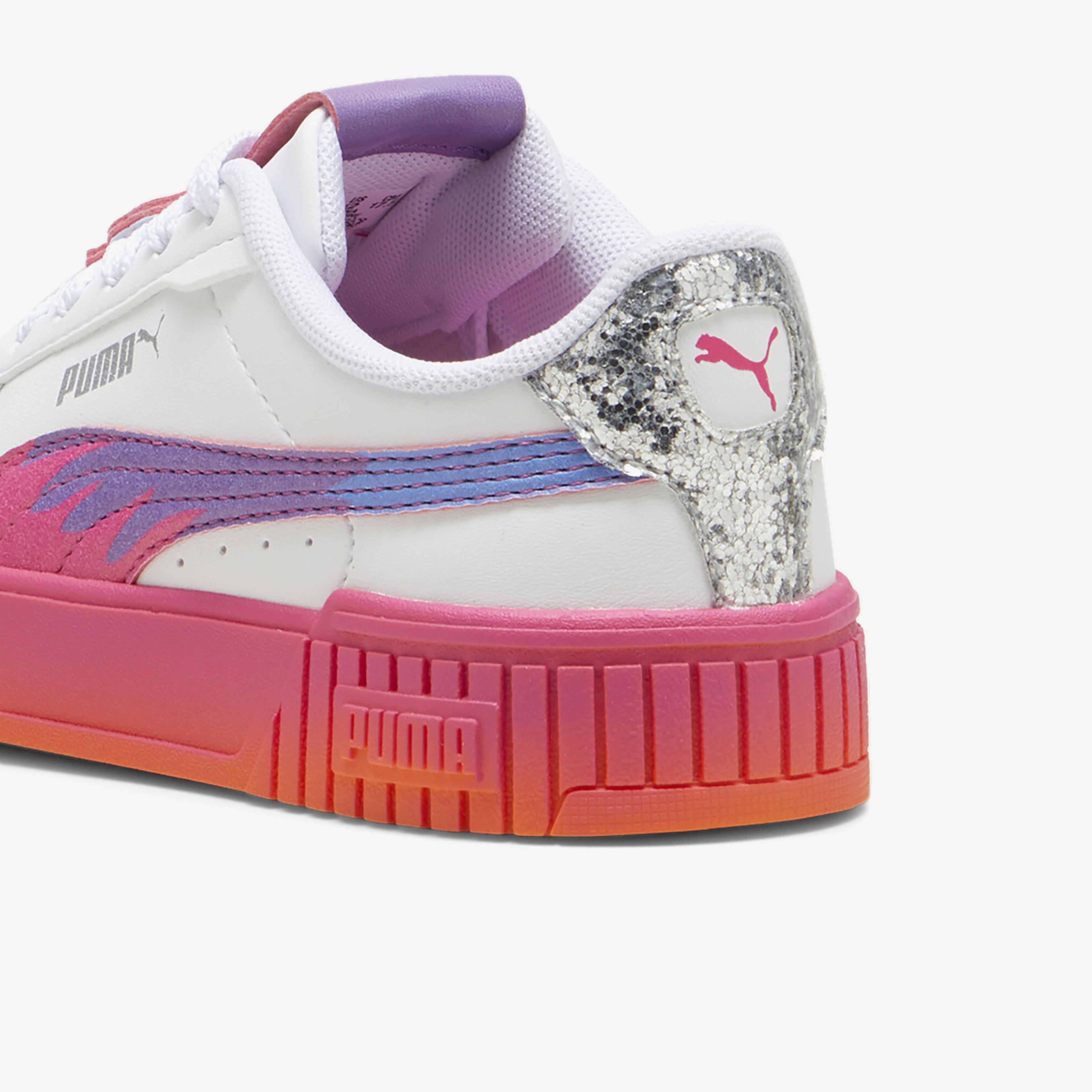 Puma Carina 2.0 Trolls Çocuk Beyaz Spor Ayakkabı