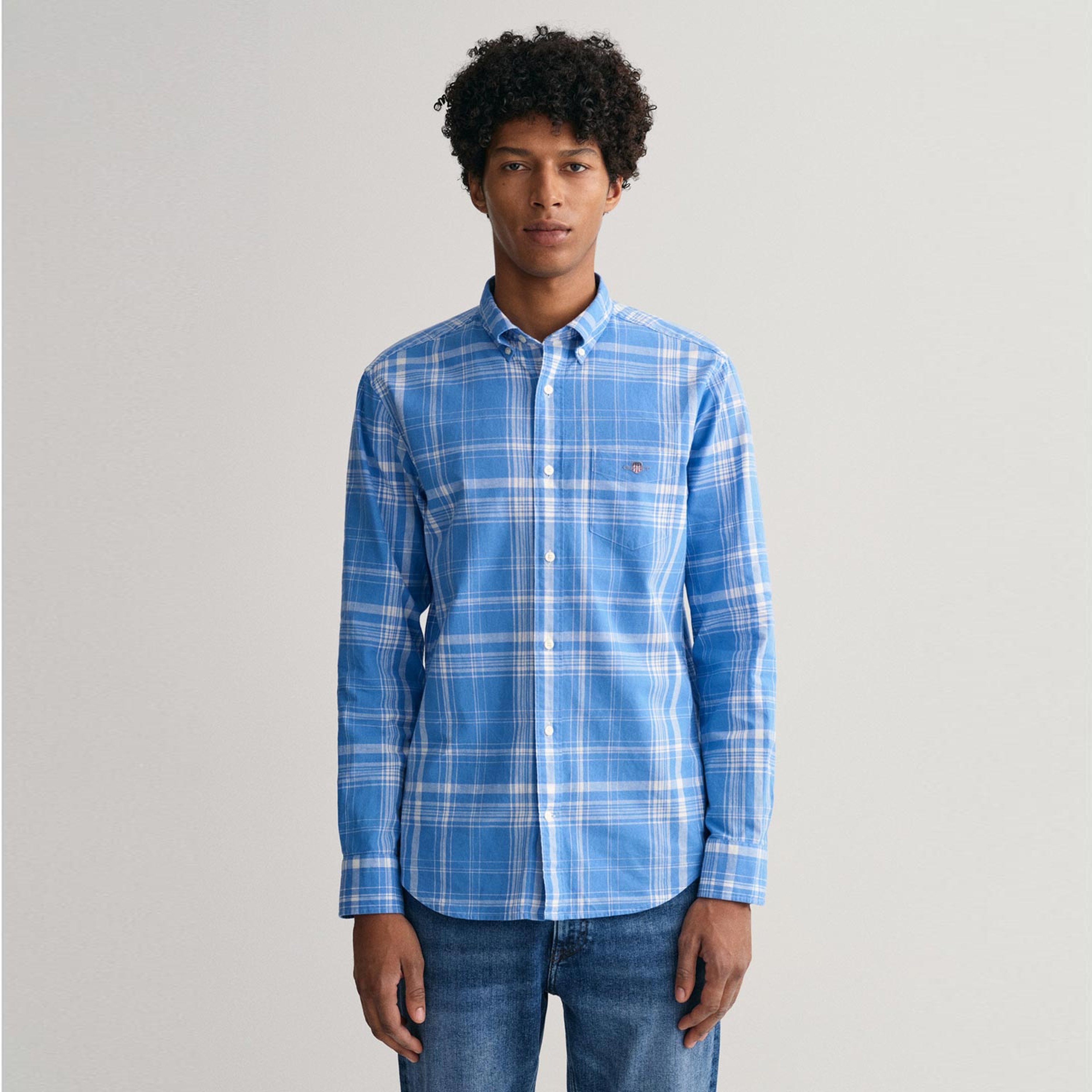 GANT Erkek Mavi Regular Fit Düğmeli Yaka Kareli Keten Gömlek