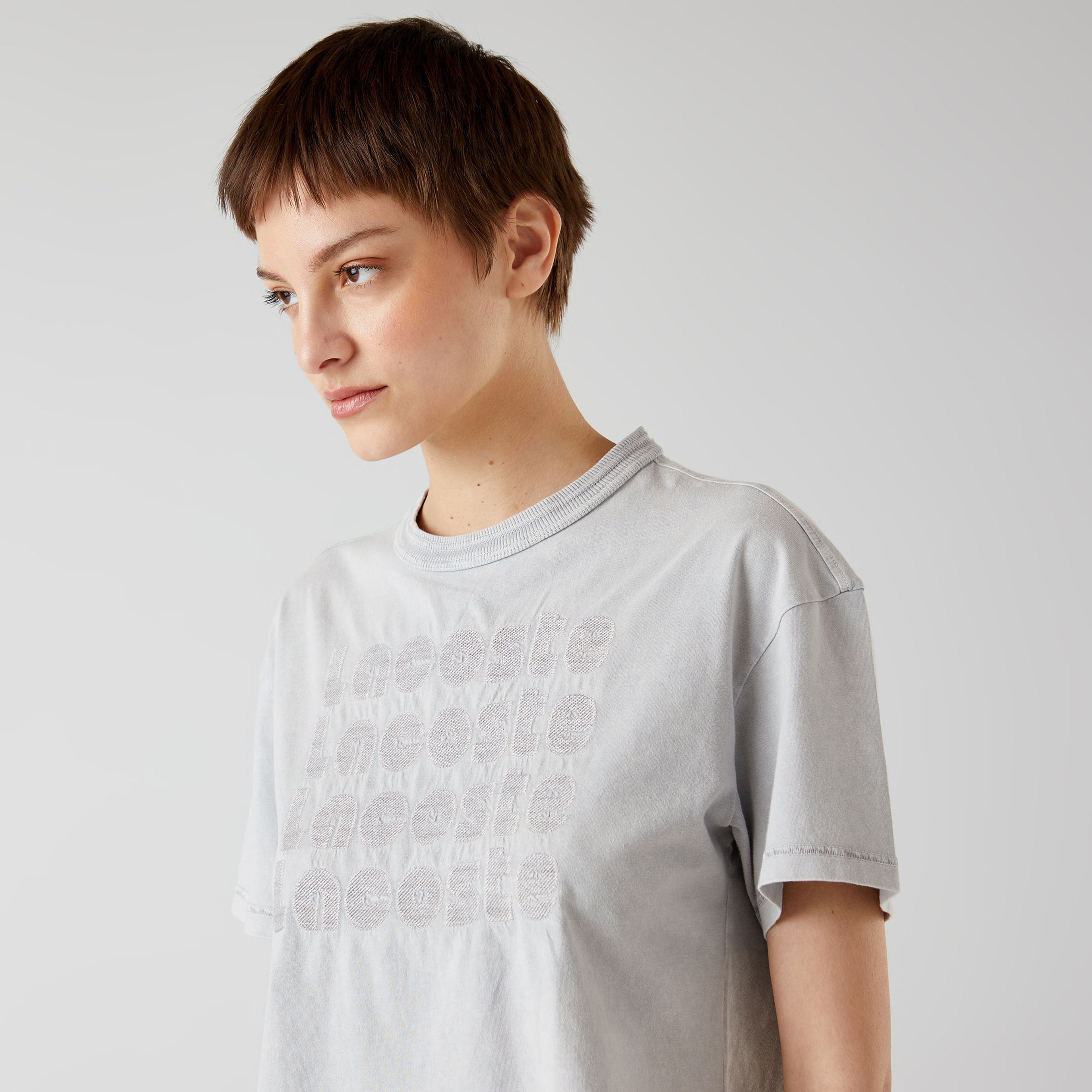 Lacoste x House of SuperStep Kadın Gri T-Shirt