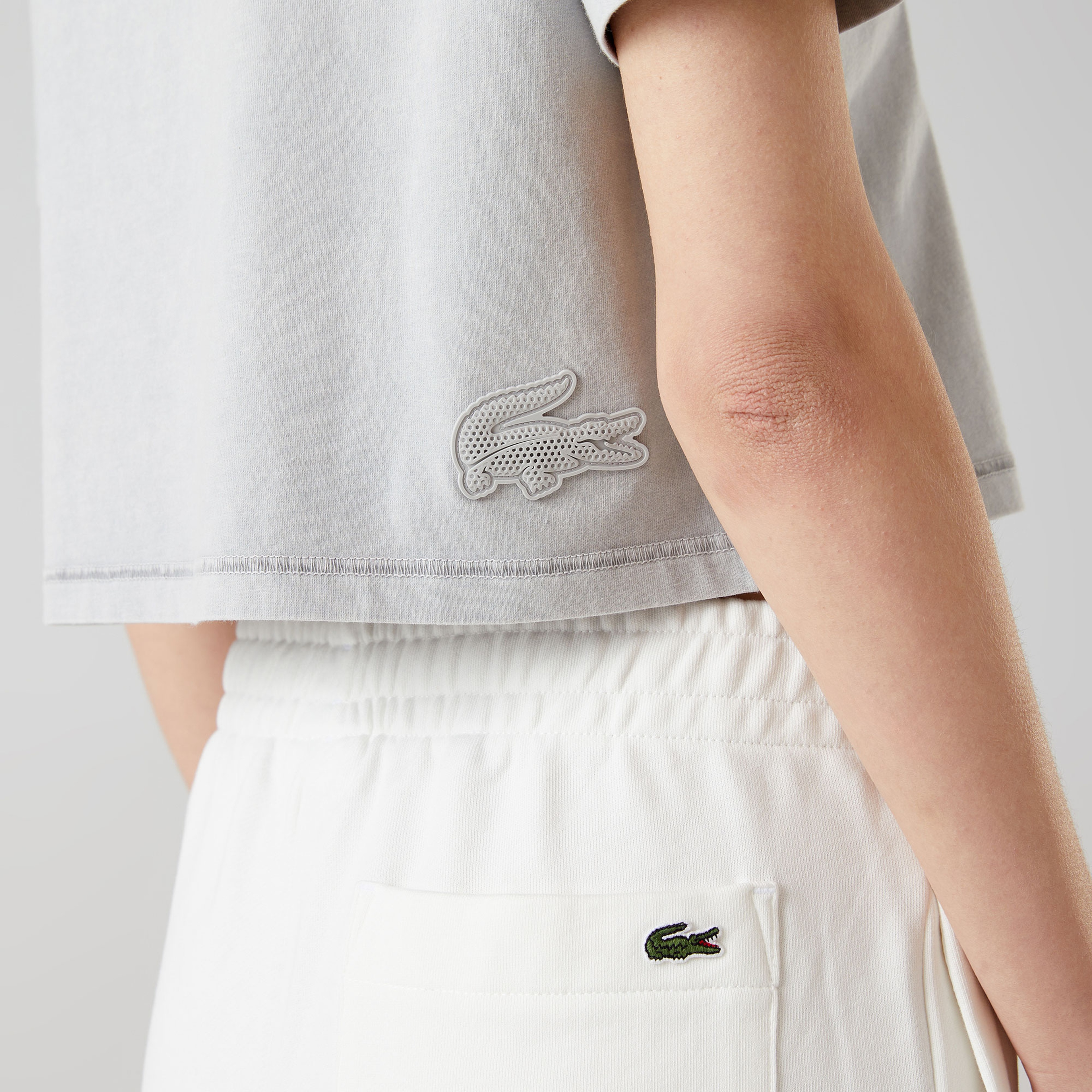 Lacoste x House of SuperStep Kadın Gri T-Shirt