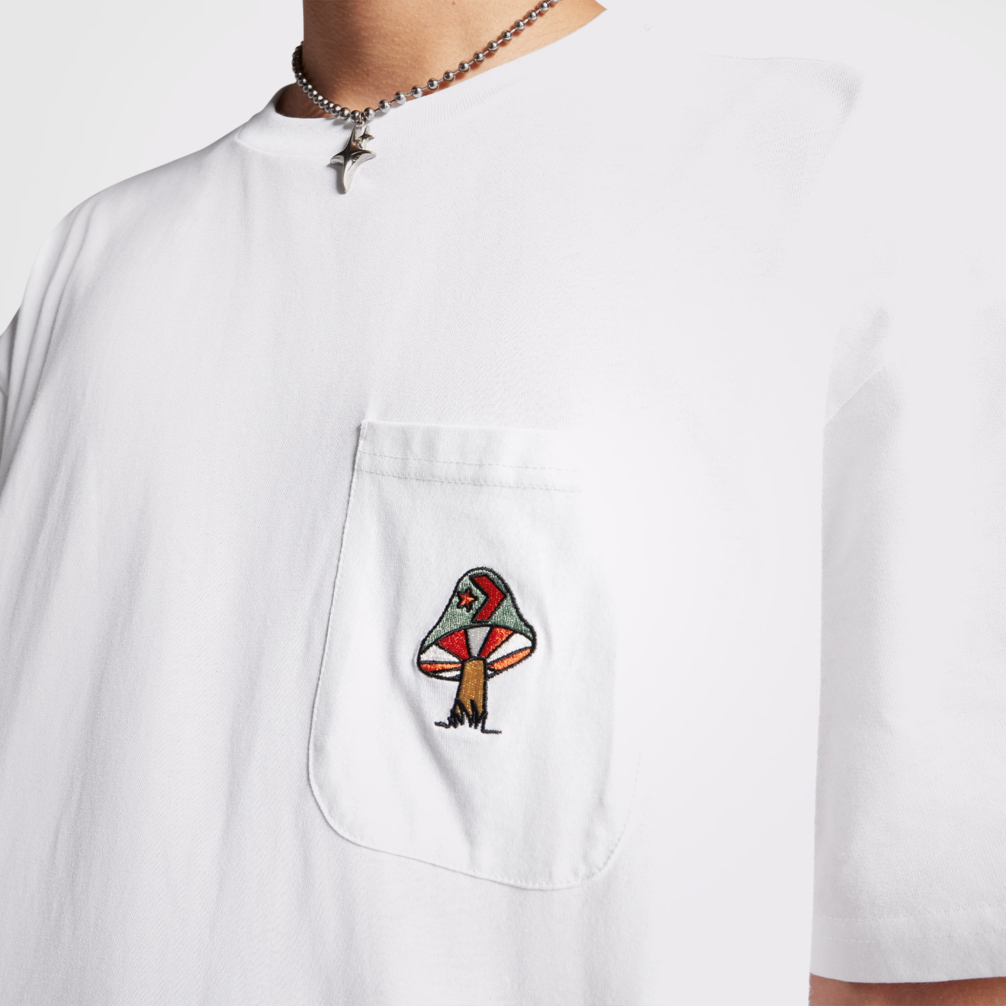 Converse Mushroom Oversize Fit Erkek Beyaz T-Shirt