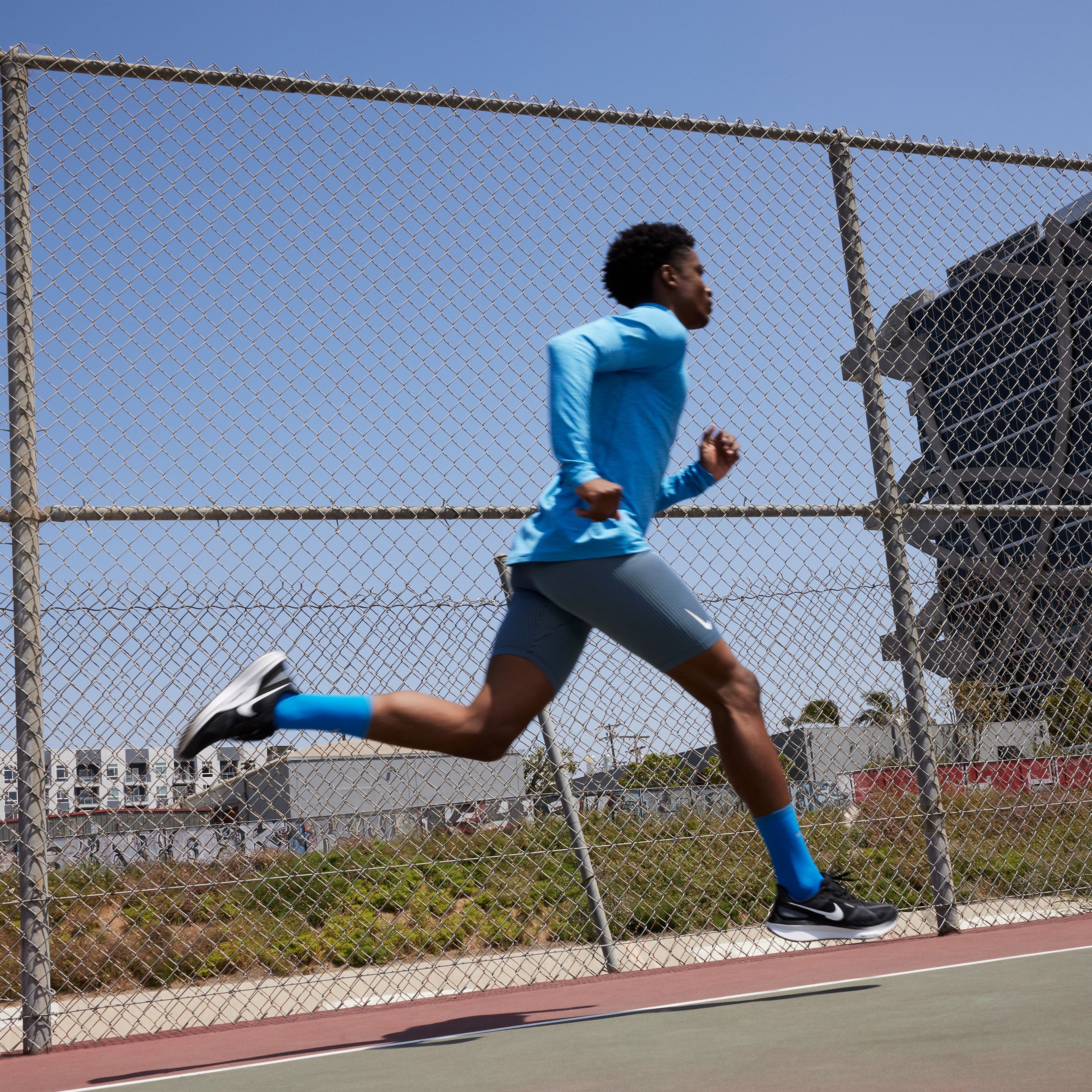 Nike Air Zoom Structure 25 Erkek Siyah Koşu Ayakkabısı