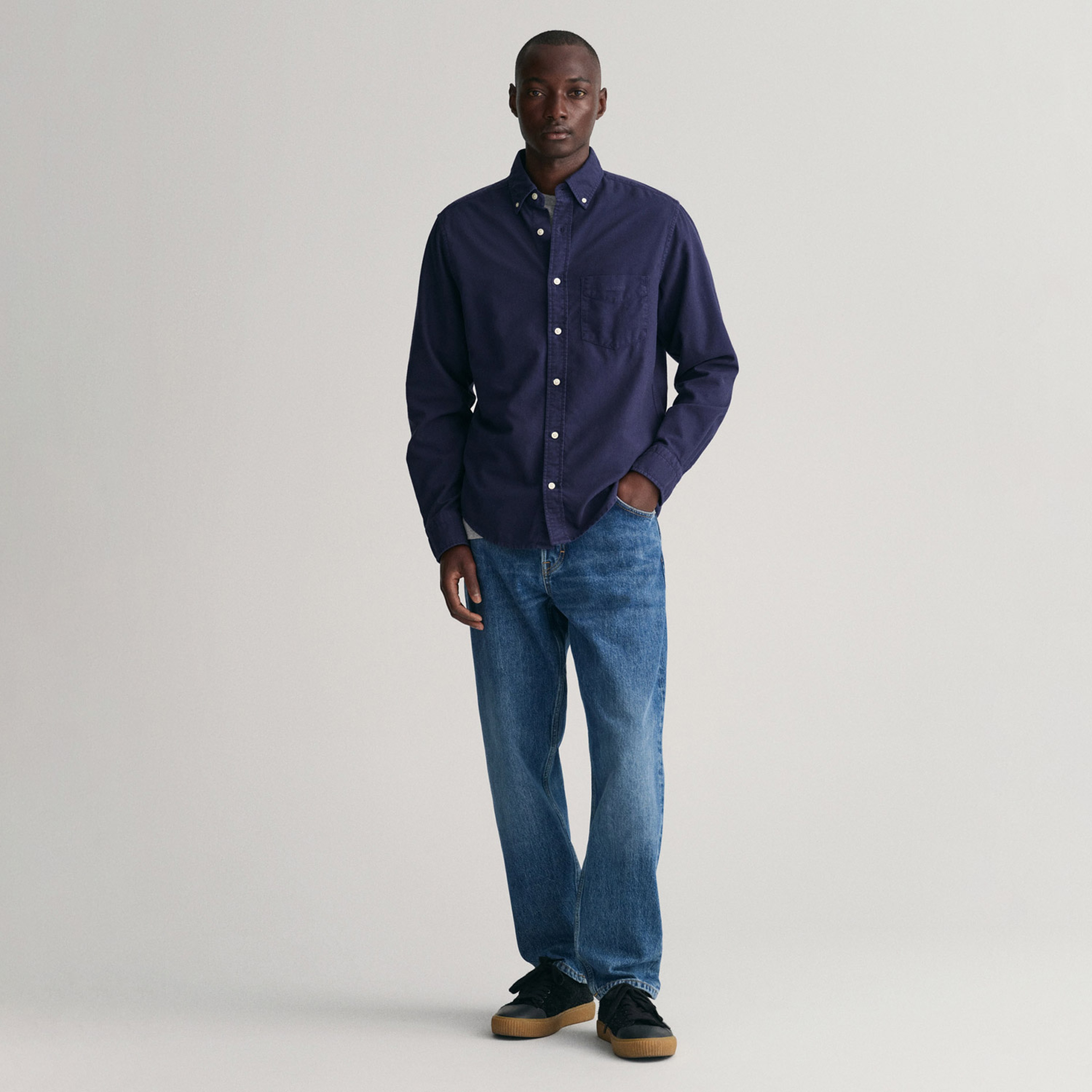 GANT Erkek Lacivert Regular Fit Düğmeli Yaka Gömlek