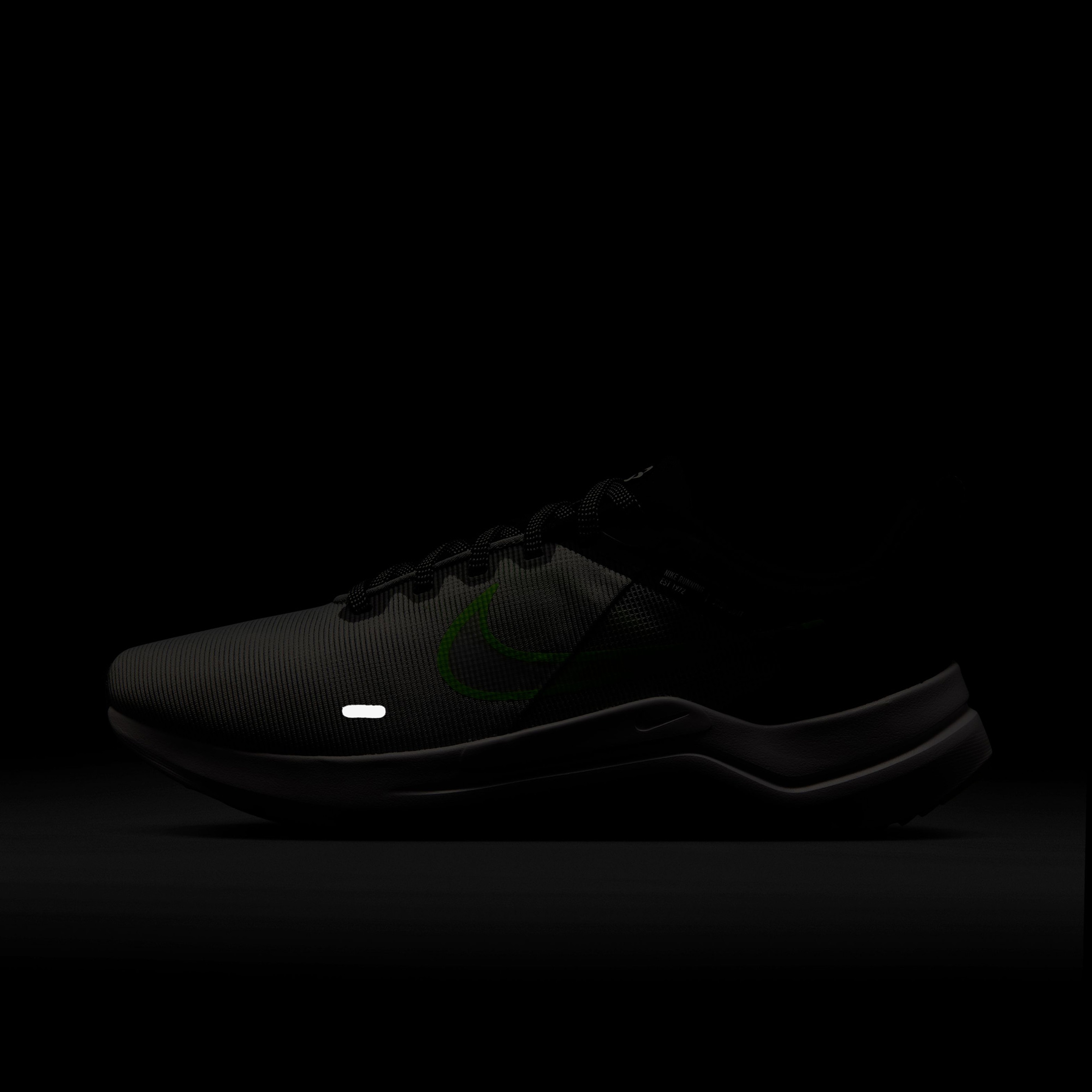 Nike Downshifter 12 Erkek Gri Spor Ayakkabı