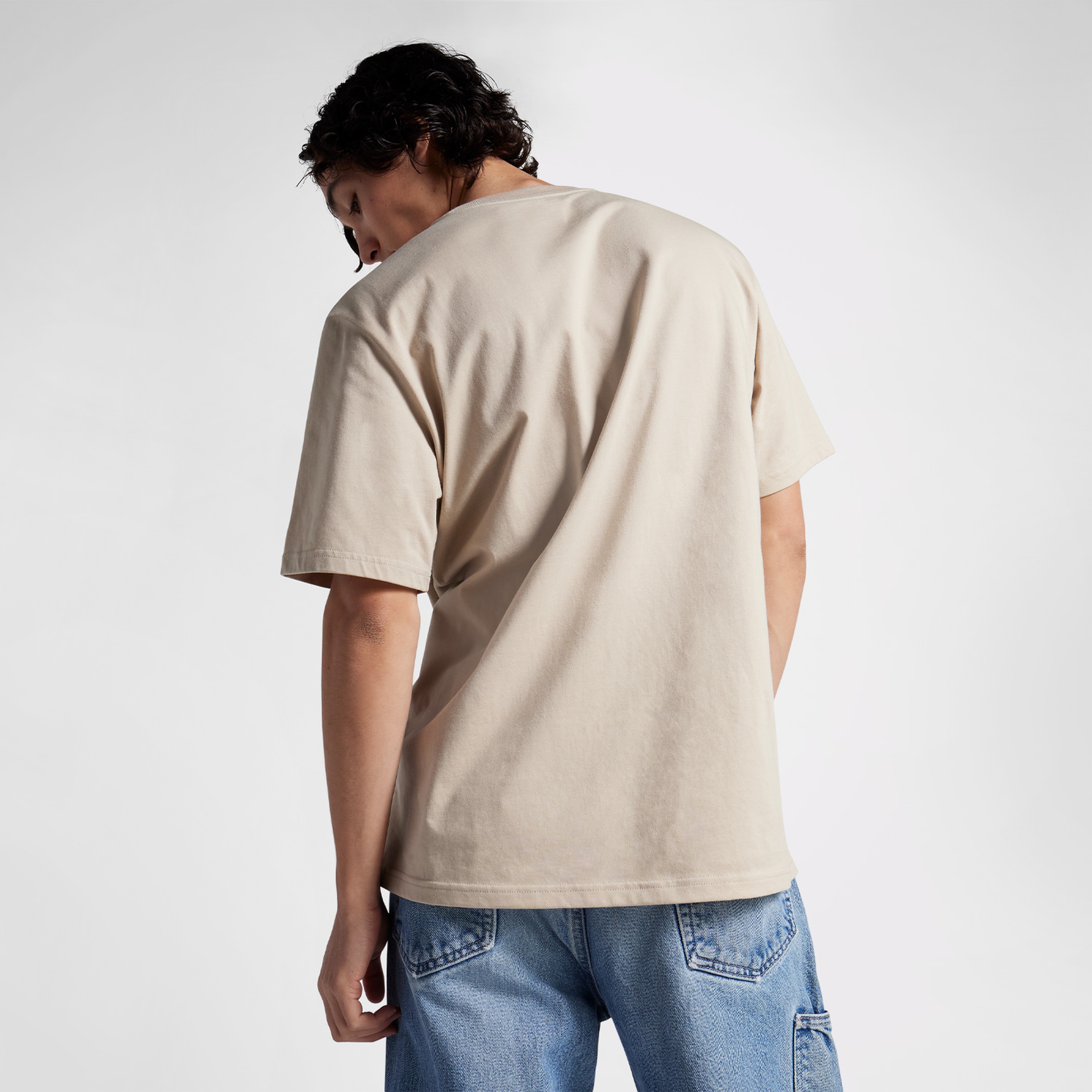 Converse Converse Go-To All Star Patch Standard-Fit Unisex Krem T-Shirt