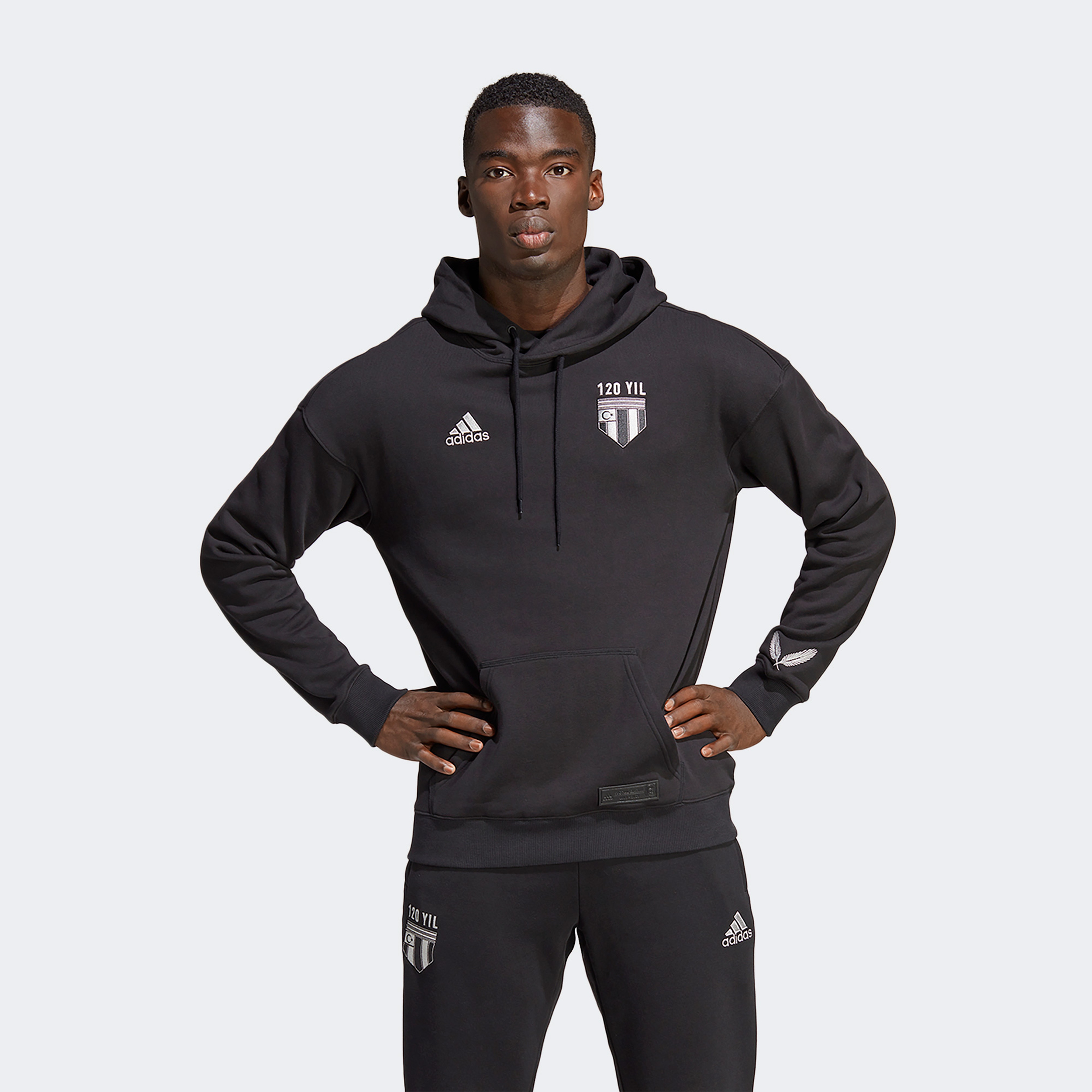 adidas Erkek Siyah Sweatshirt