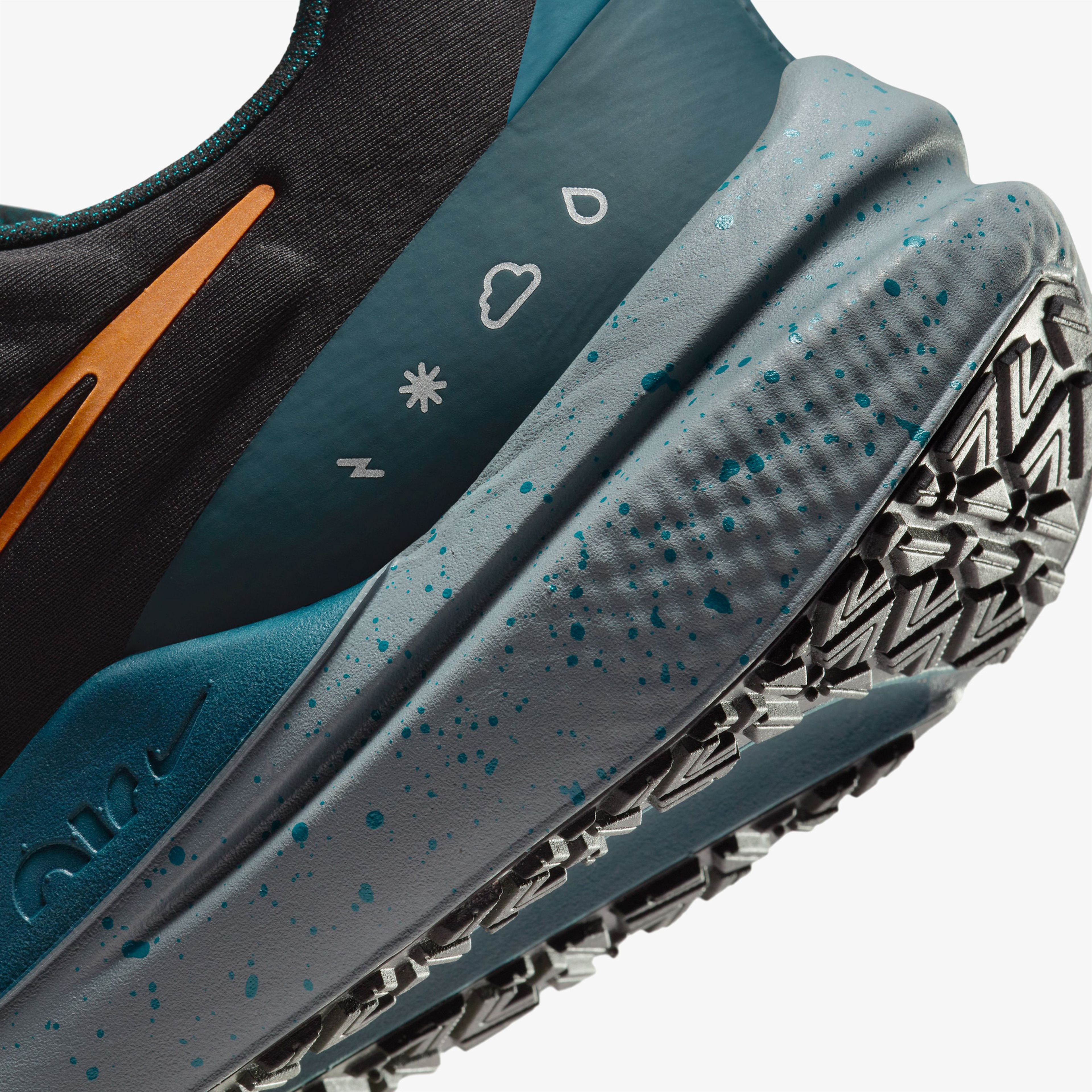Nike Air Winflo 9 Shield Erkek Siyah Spor Ayakkabı