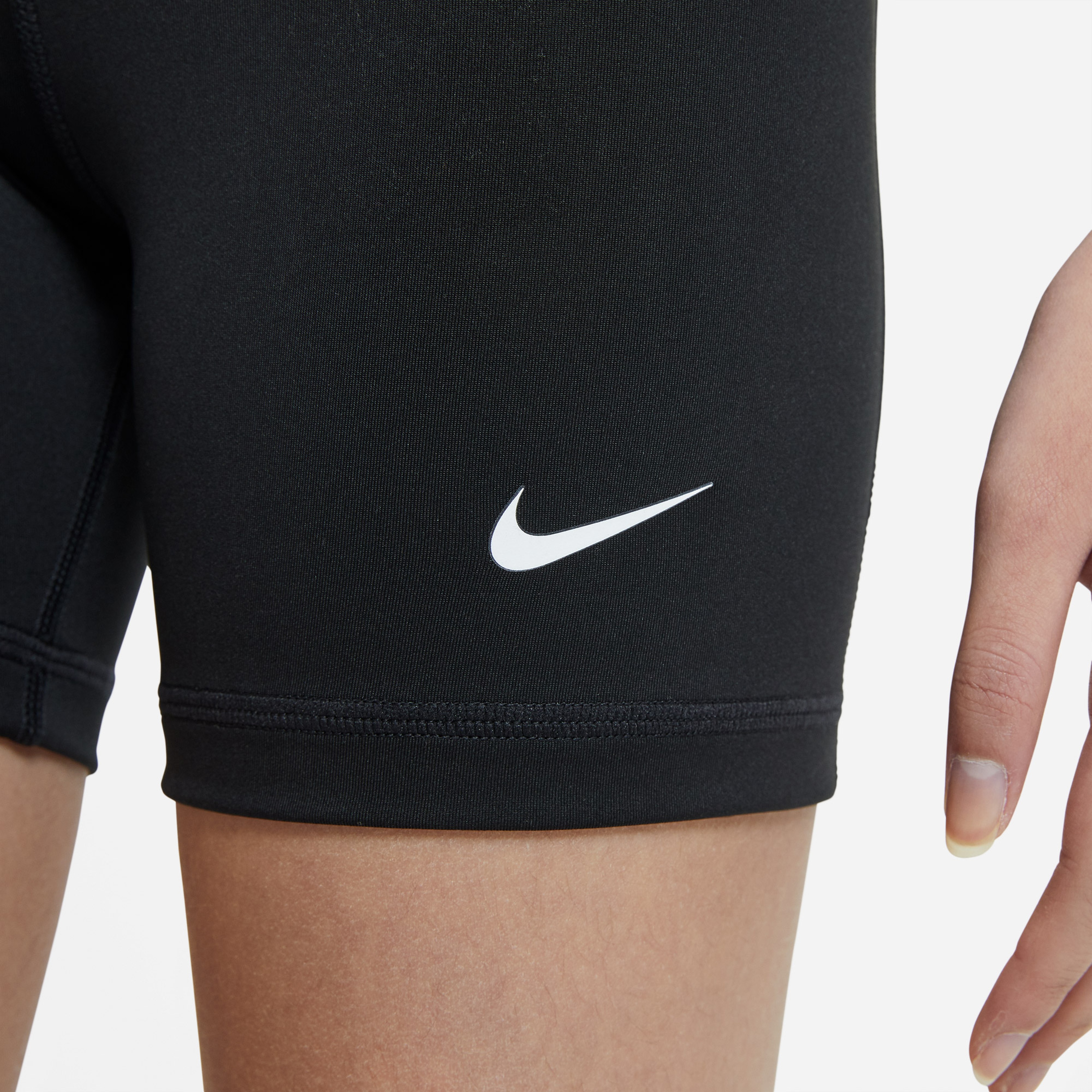 Nike Pro Dri-FIT 3in Çocuk Siyah Şort