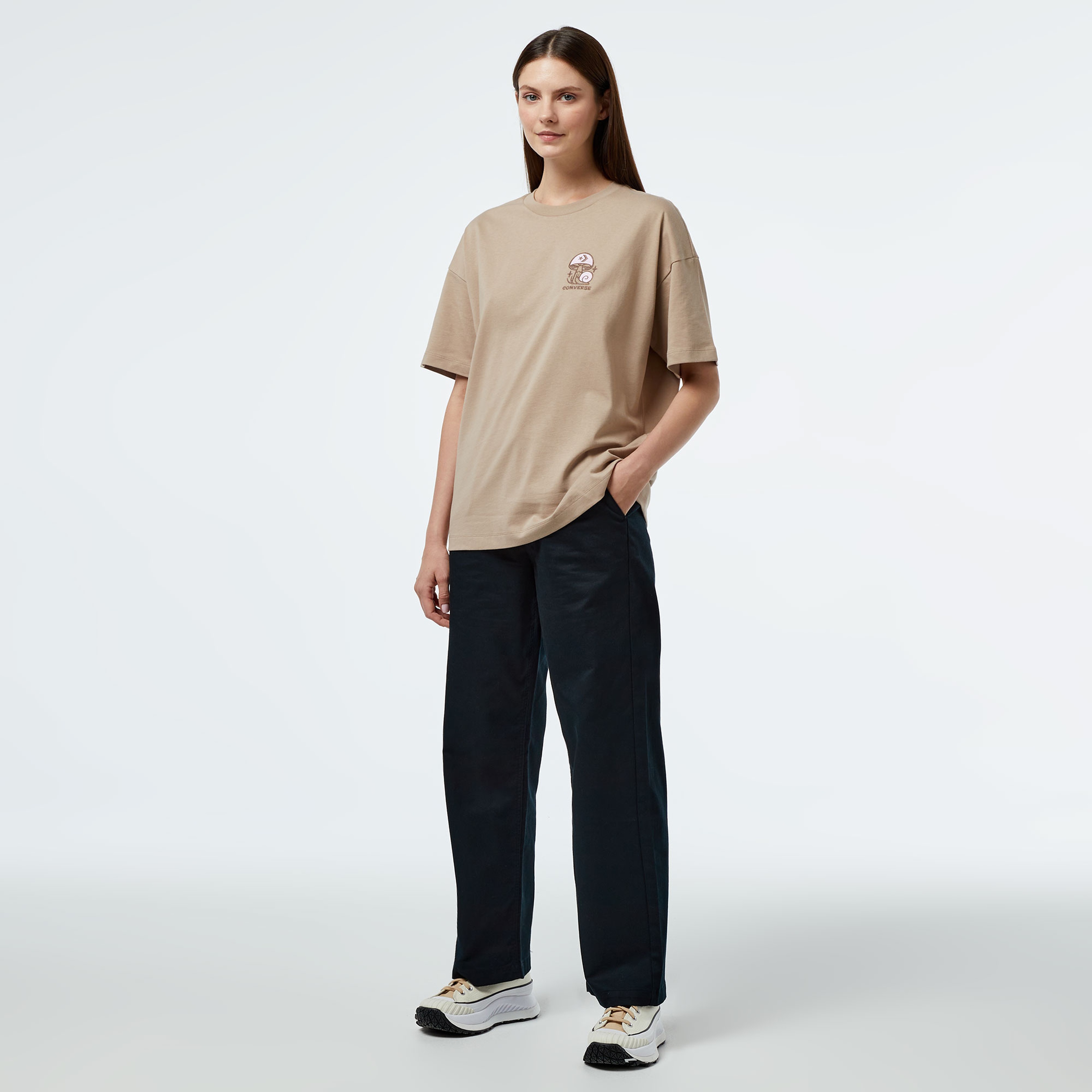 Converse Mushroom Graphic Oversize Fit Kadın Siyah T-Shirt
