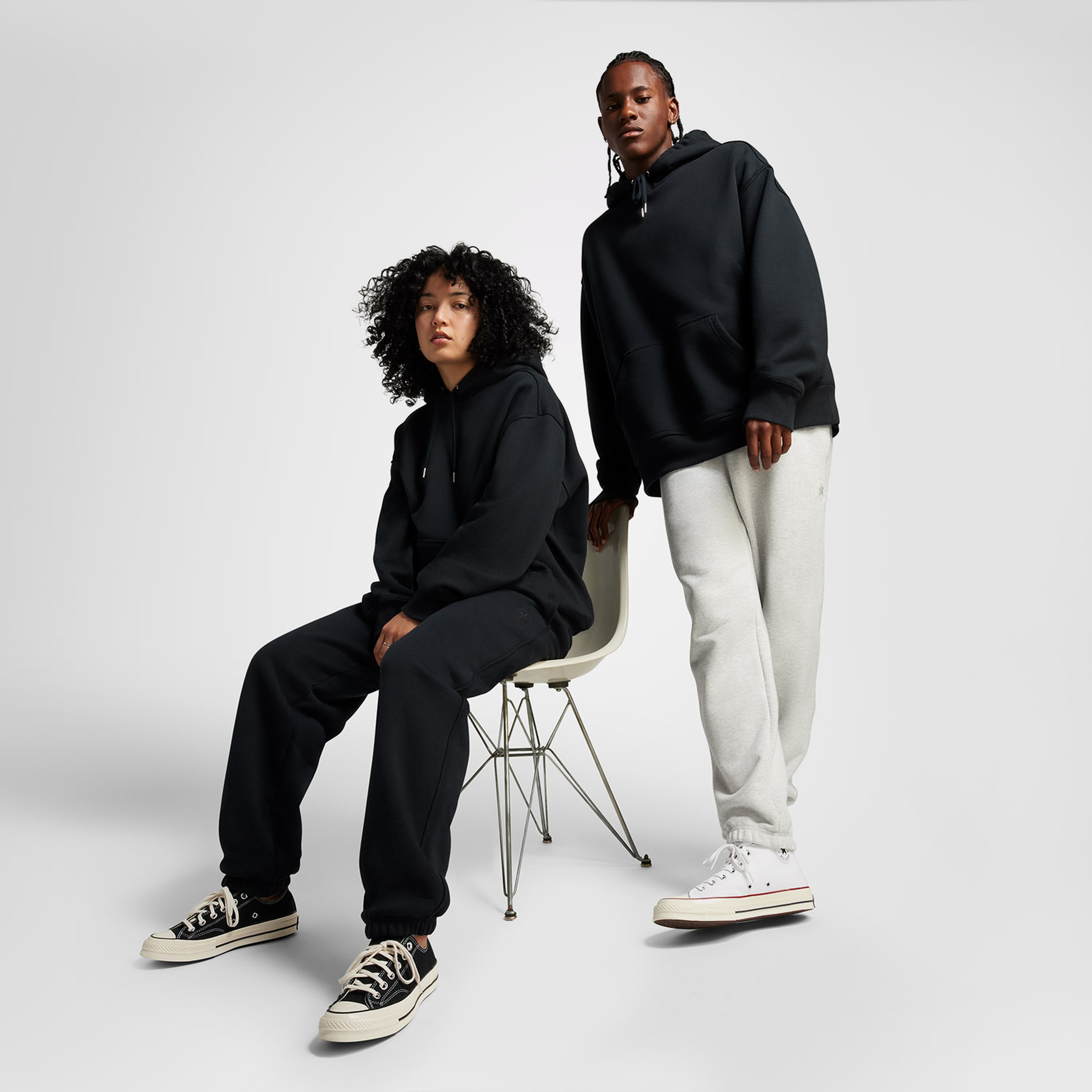 Converse Loose Fit Unisex Siyah Günlük Sweatshirt