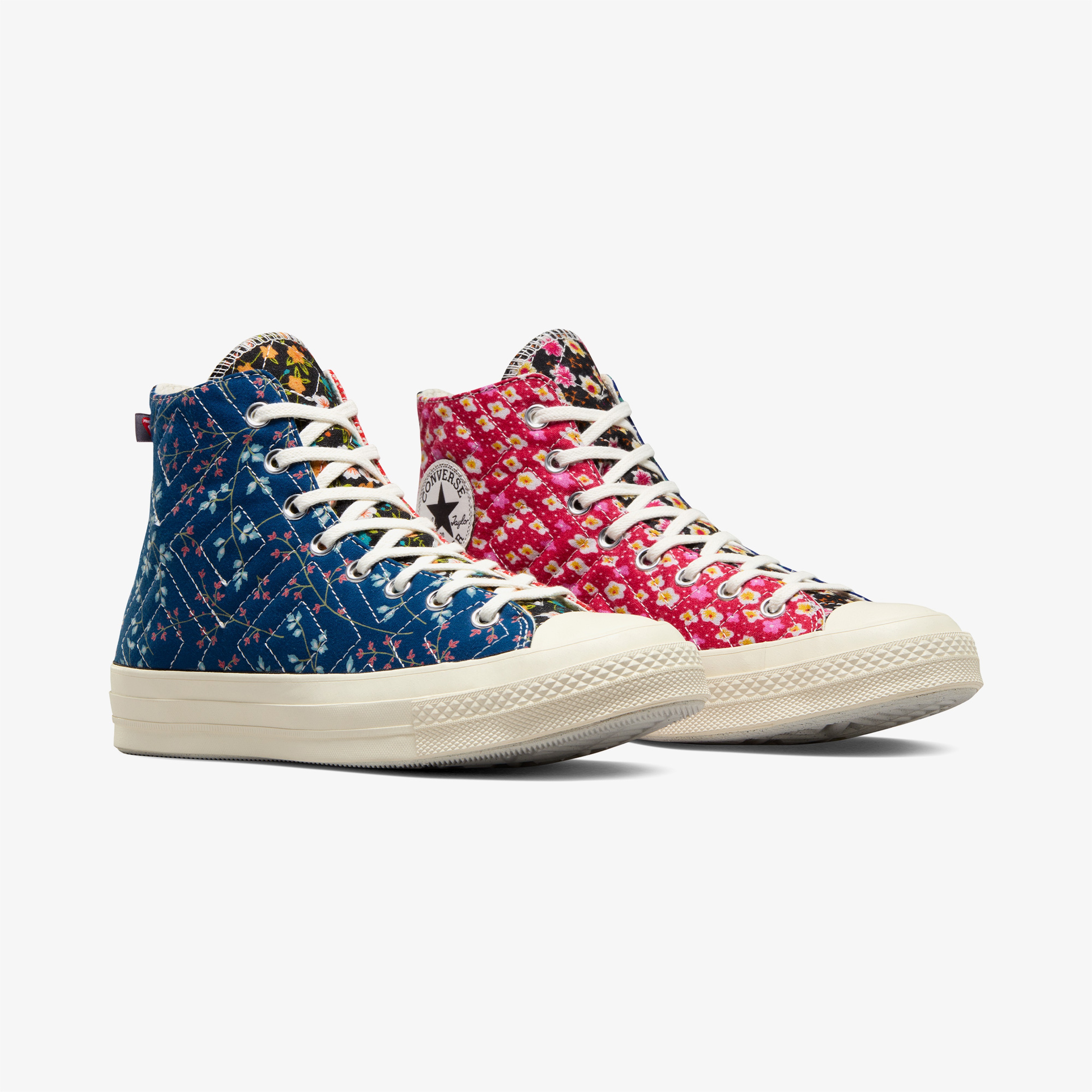 Converse Beyond Retro Upcycled Floral Chuck 70 Unisex Mavi/Kırmızı Sneaker