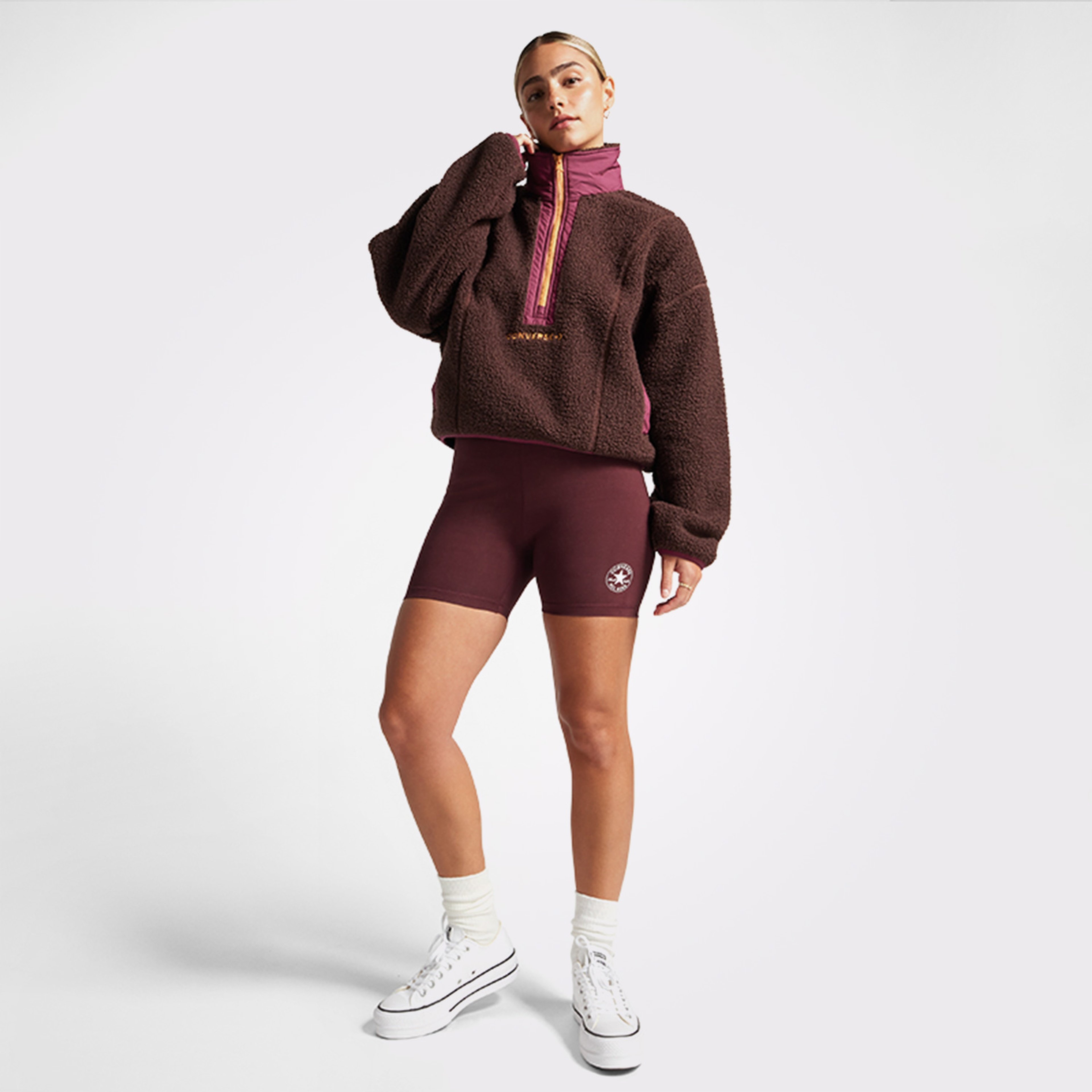 Converse Retro Chuck Taylor Kadın Bordo Şort