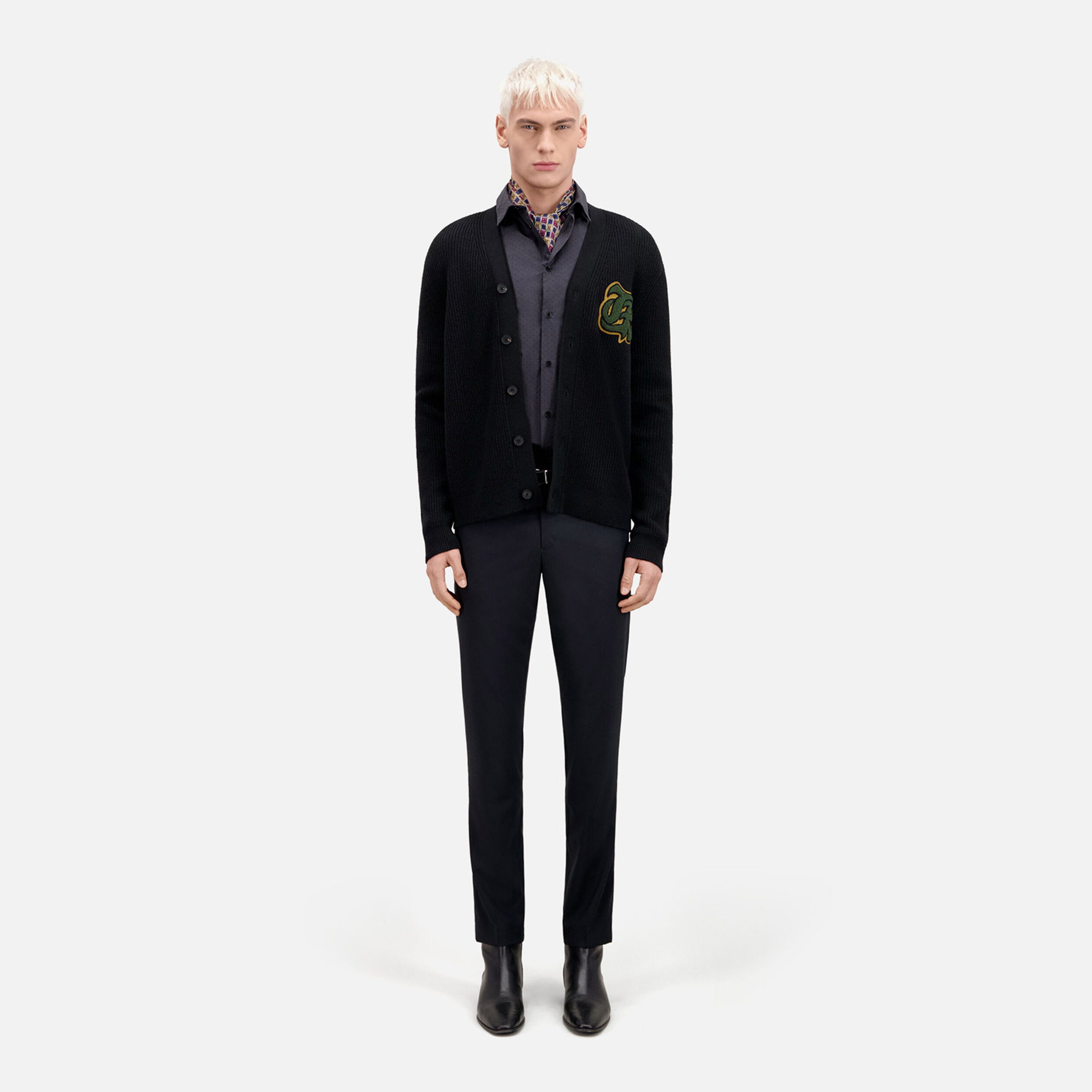 ERKEK BASKILI SİYAH HIRKA