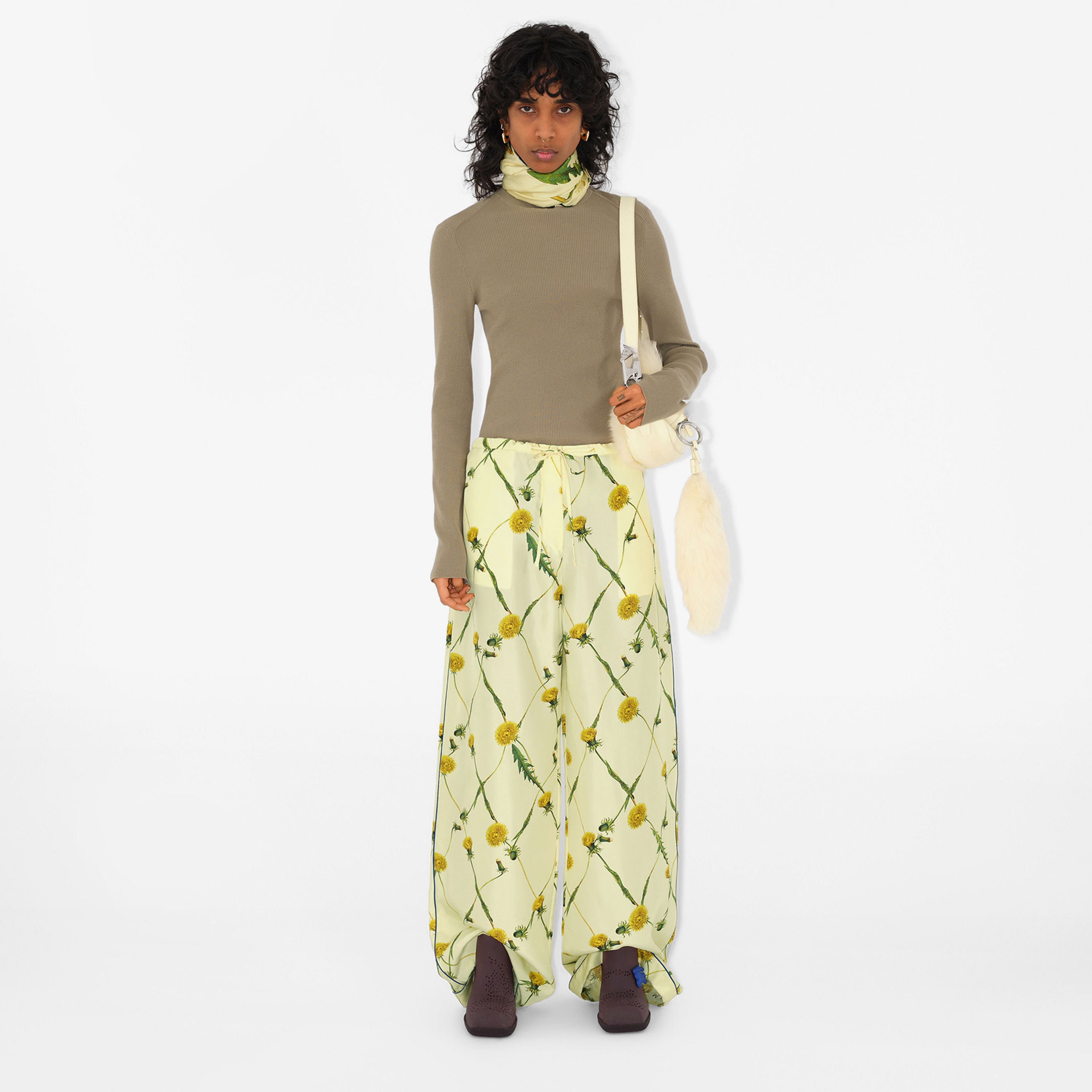 Burberry Unisex Bej Eşarp