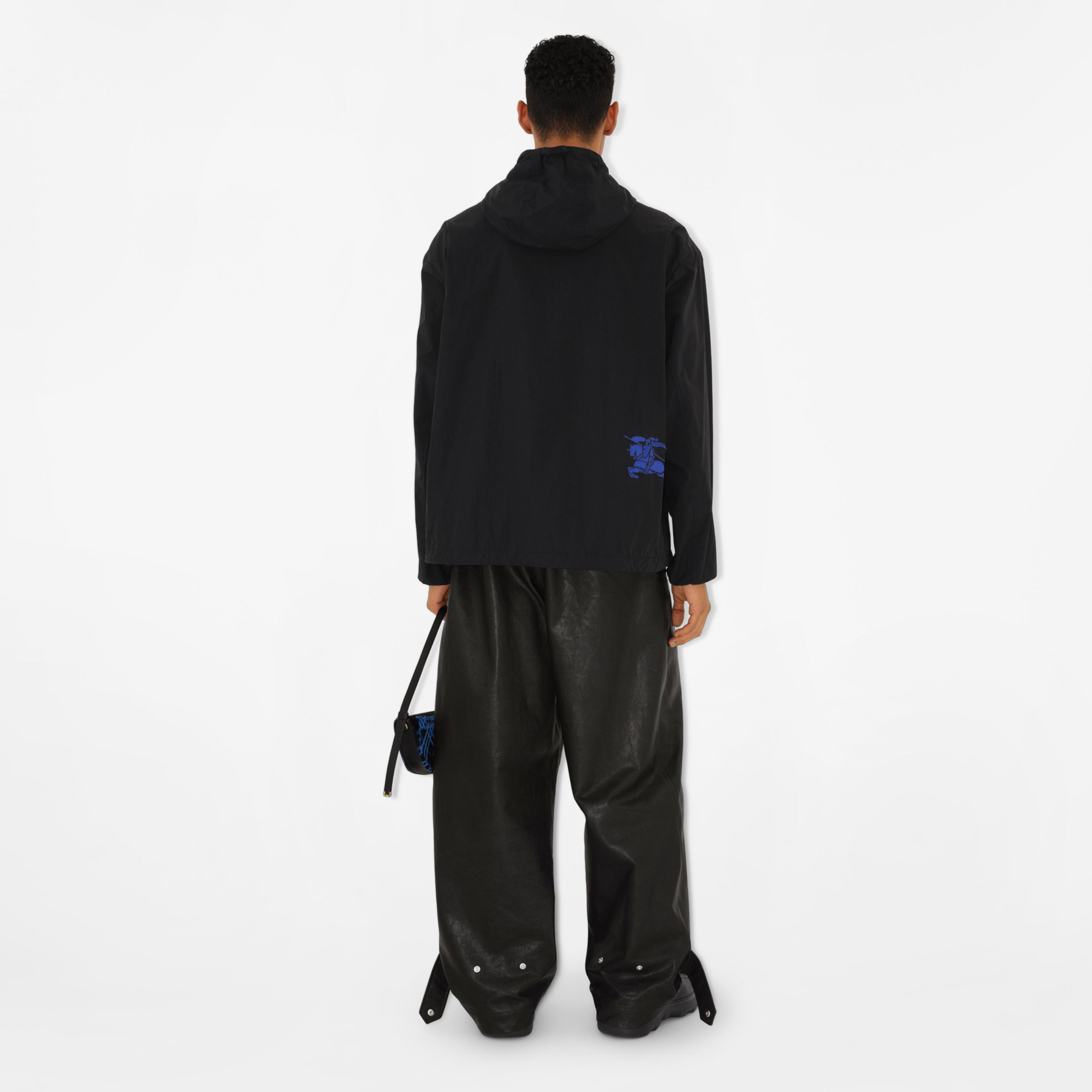 Burberry Erkek Siyah Mont