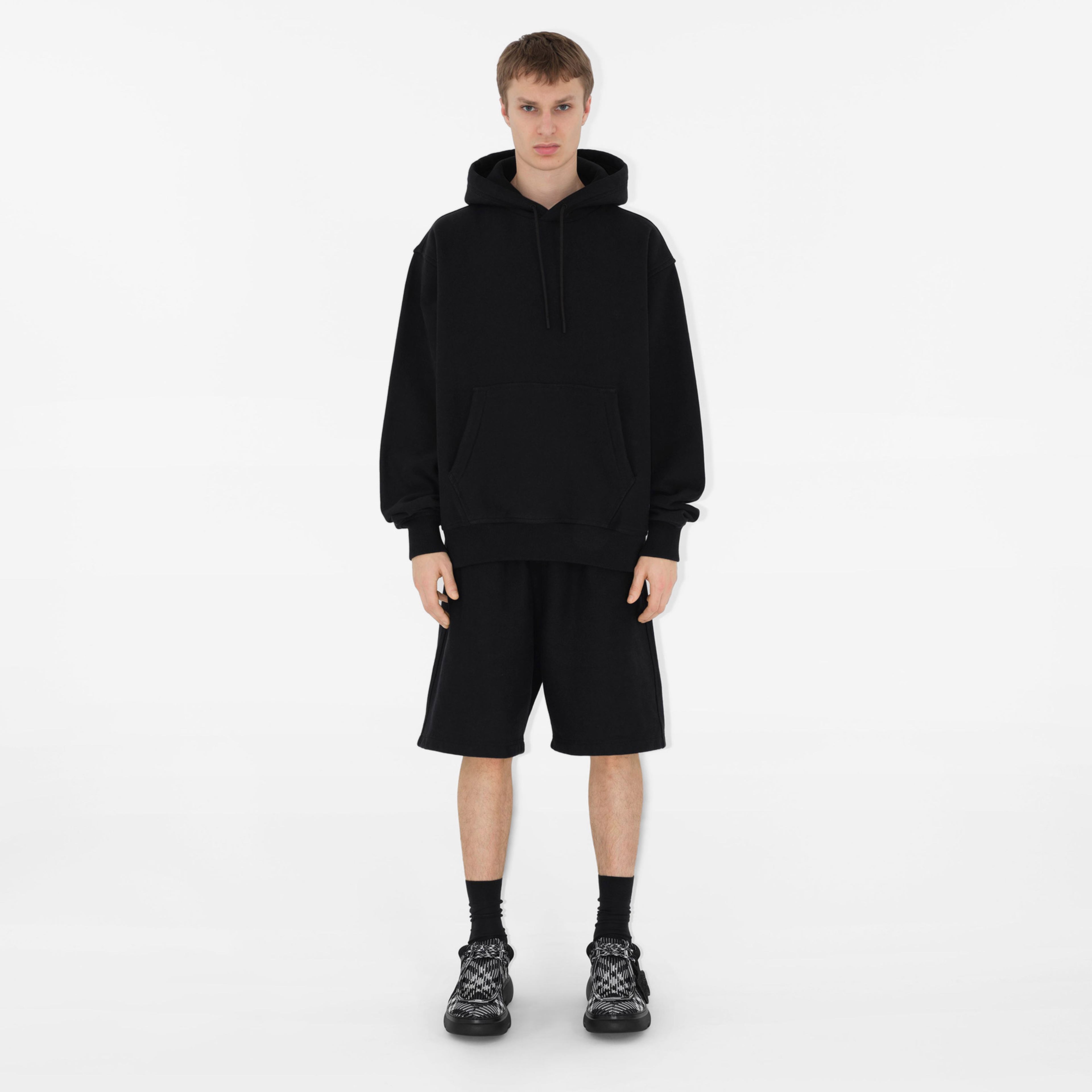 Burberry Erkek Siyah Şort