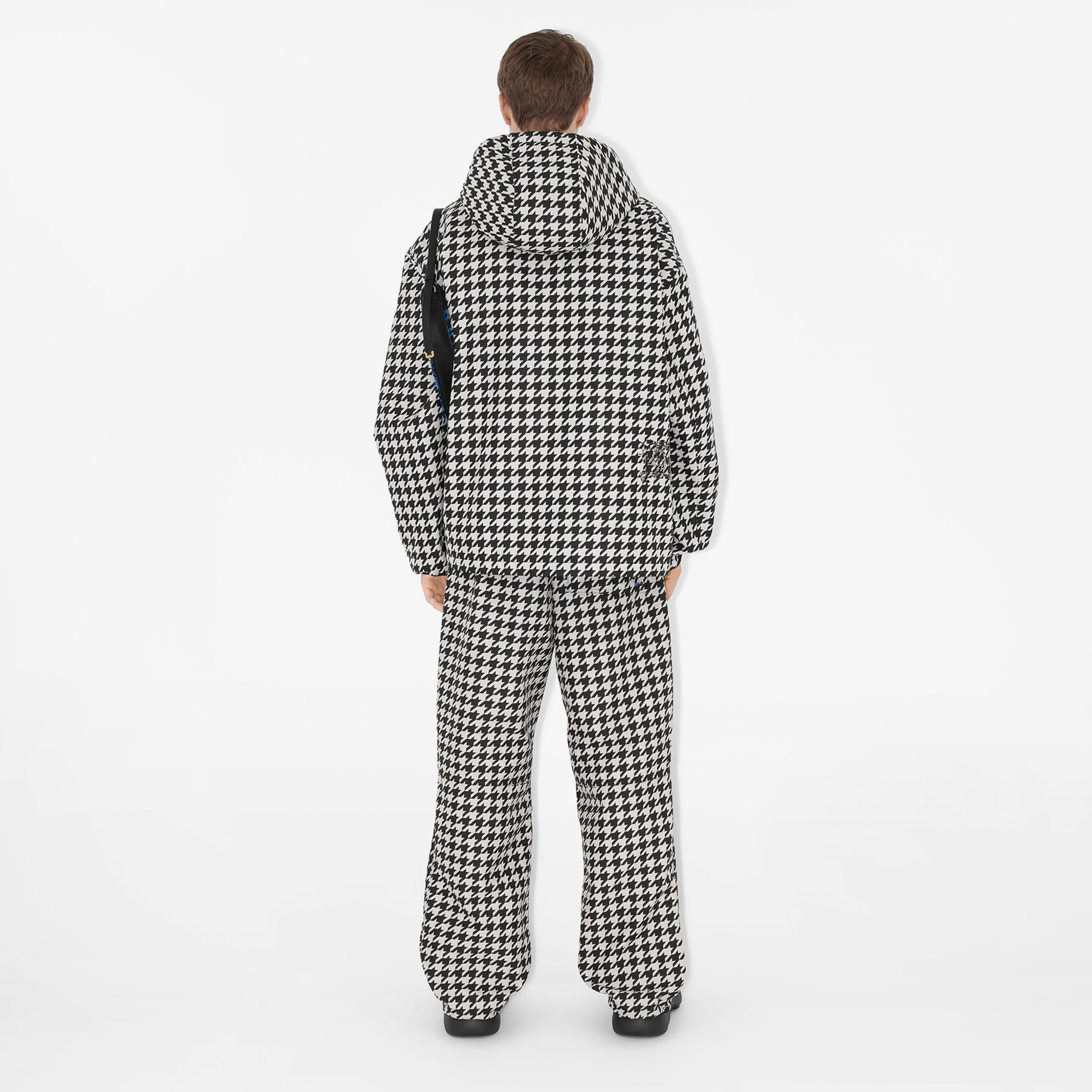 Burberry Erkek Siyah Mont