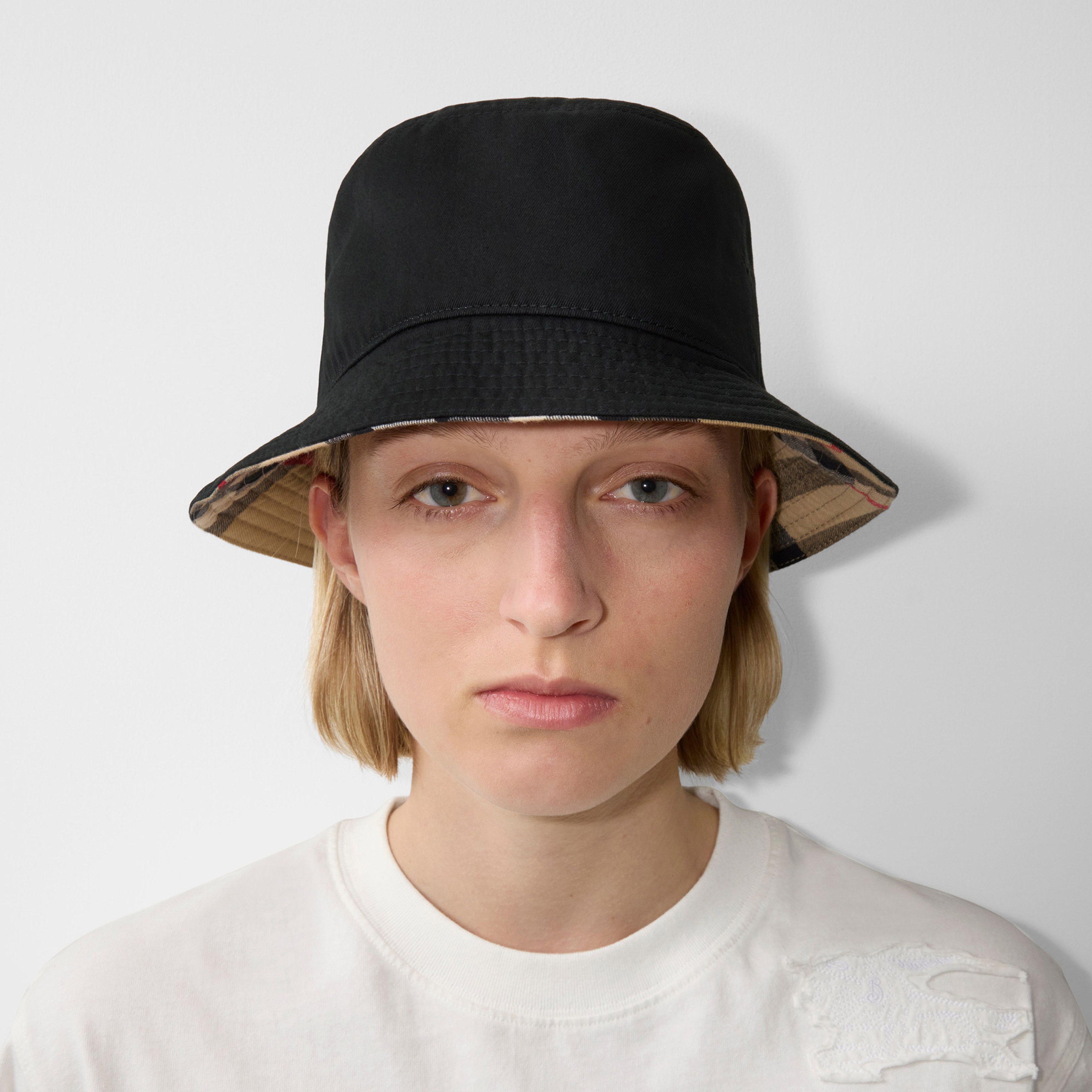 Burberry Unisex Siyah Şapka