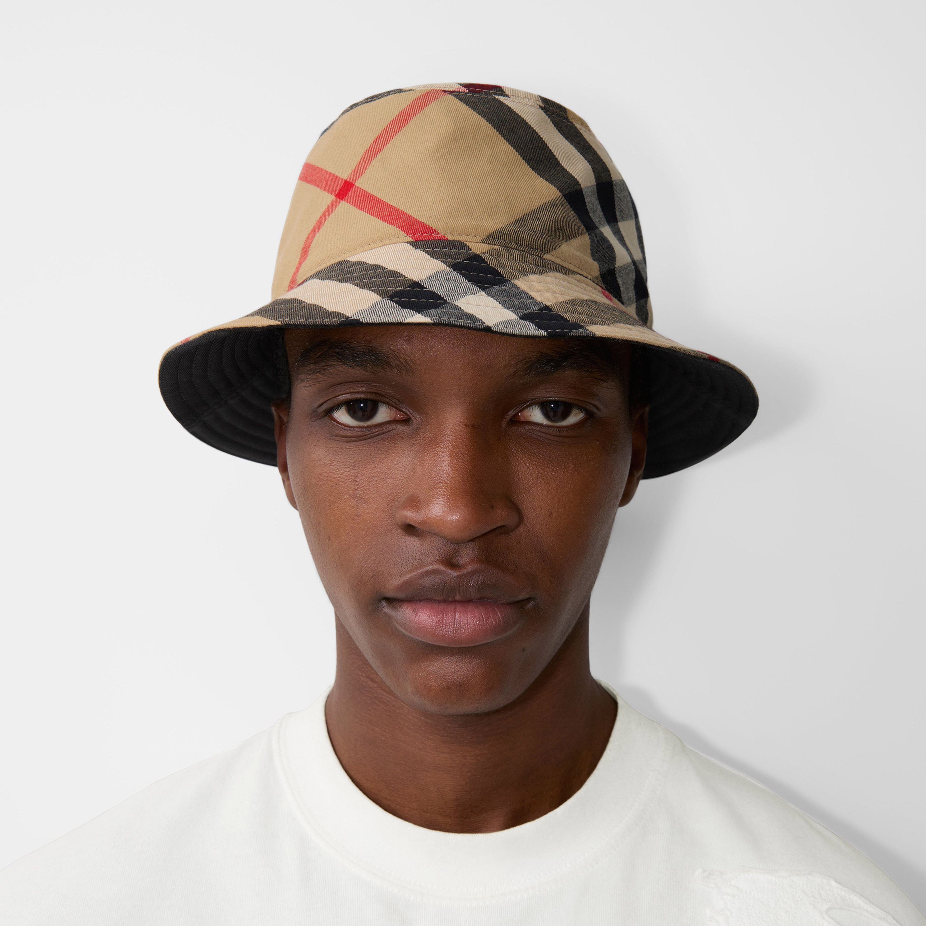 Burberry Unisex Siyah Şapka